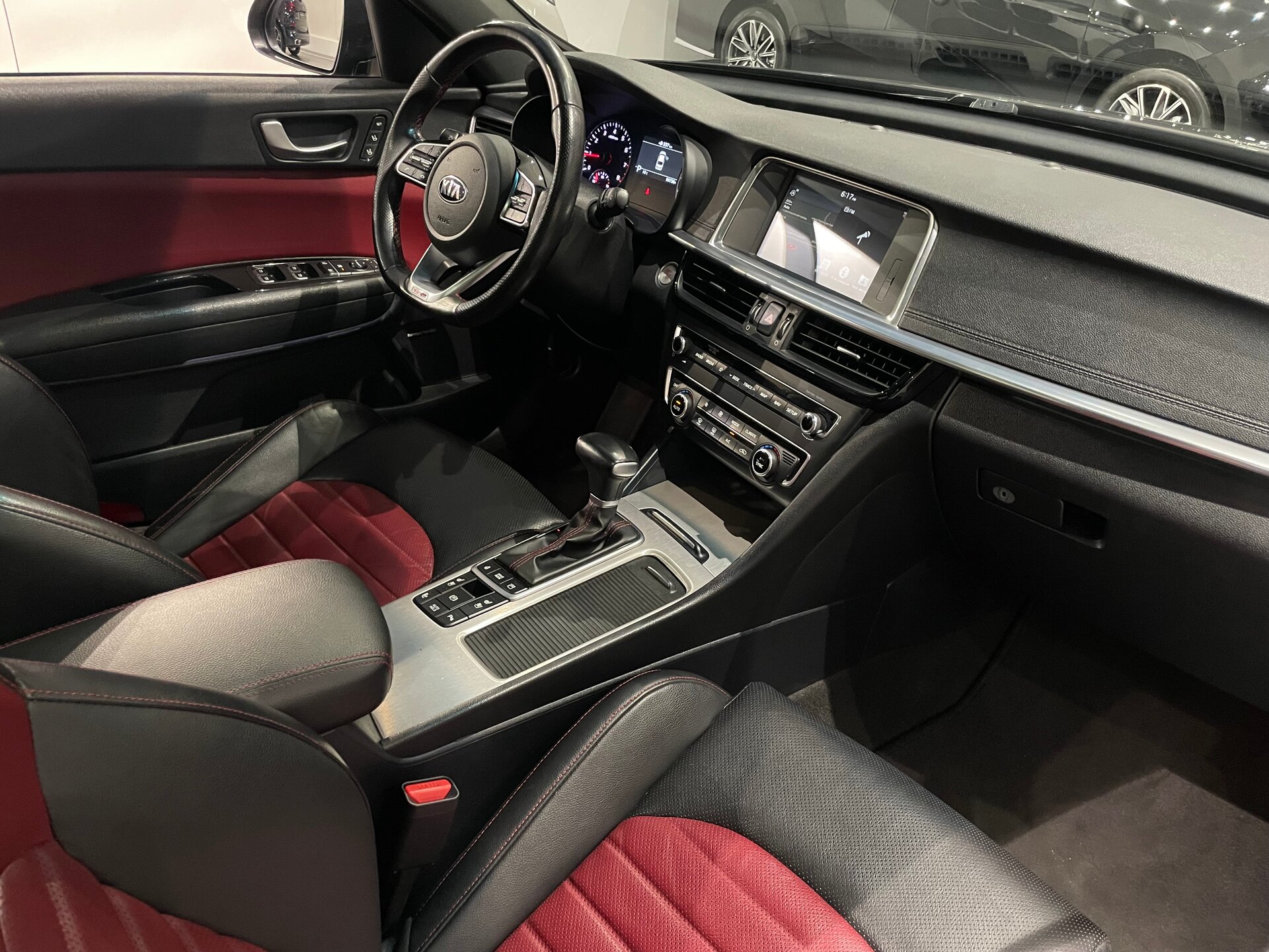 Автомобиль Kia Optima 2.4 AT (188 л.с.) - 11