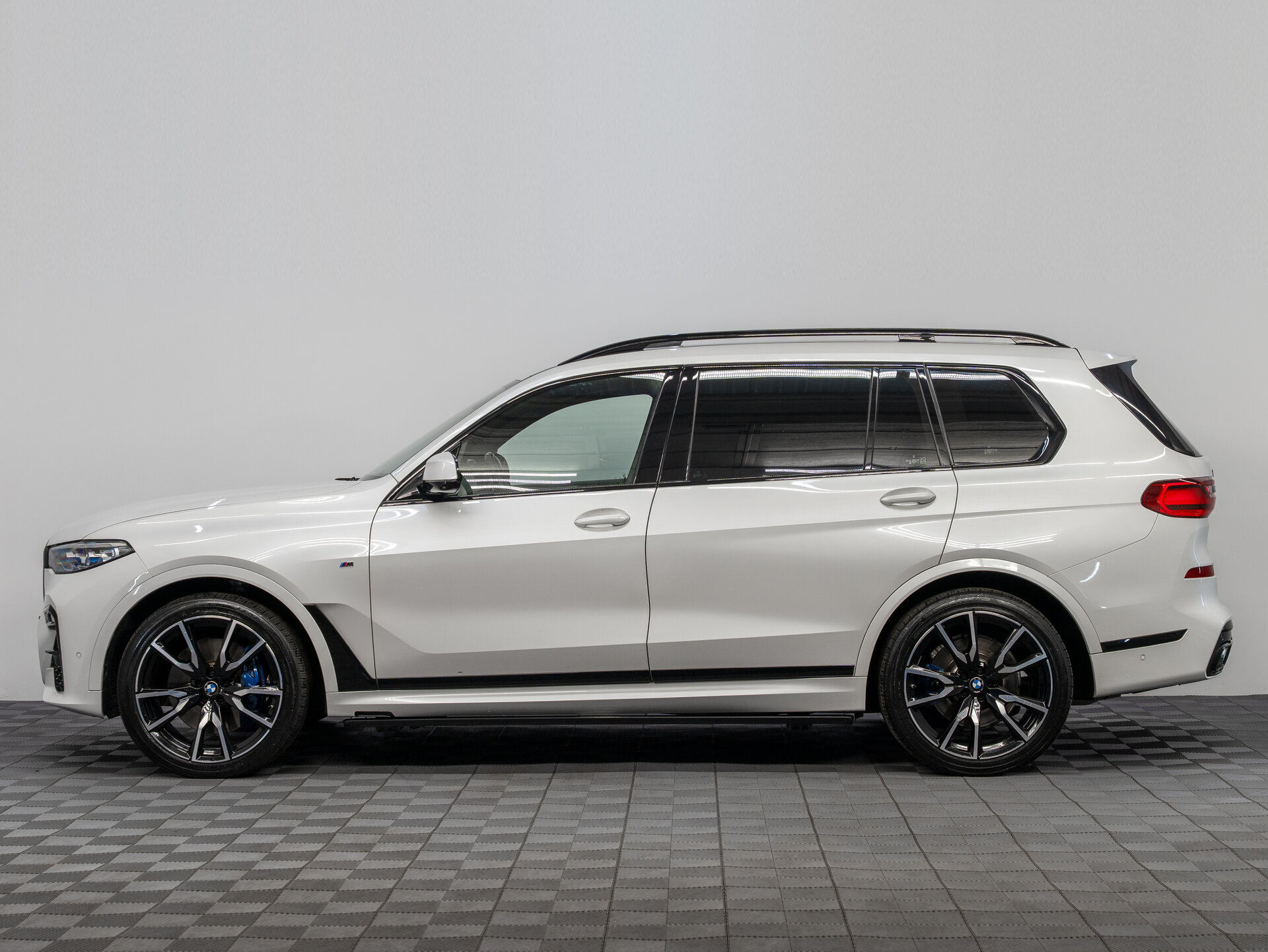 Автомобиль BMW X7 40d 3.0d AT (340 л.с.) 4WD - 8