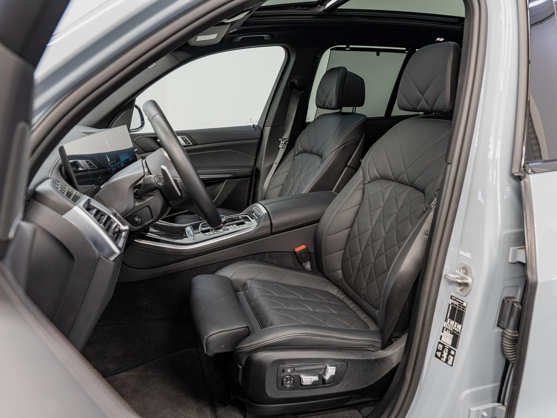 Автомобиль BMW X5 40d 3.0d AT (352 л.с.) 4WD - 16