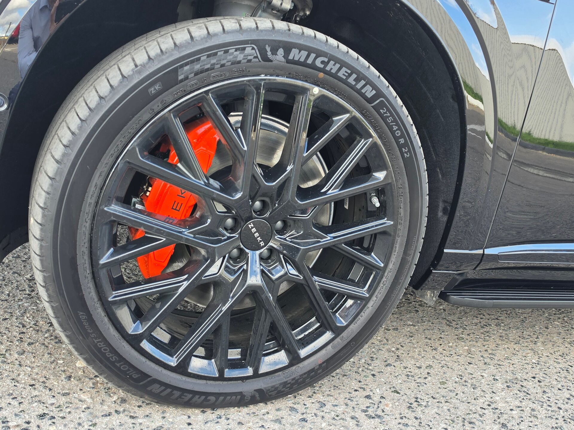 Автомобиль Zeekr 8X 70 kWh 2.0hyb AT (898 л.с.) 4WD - 5