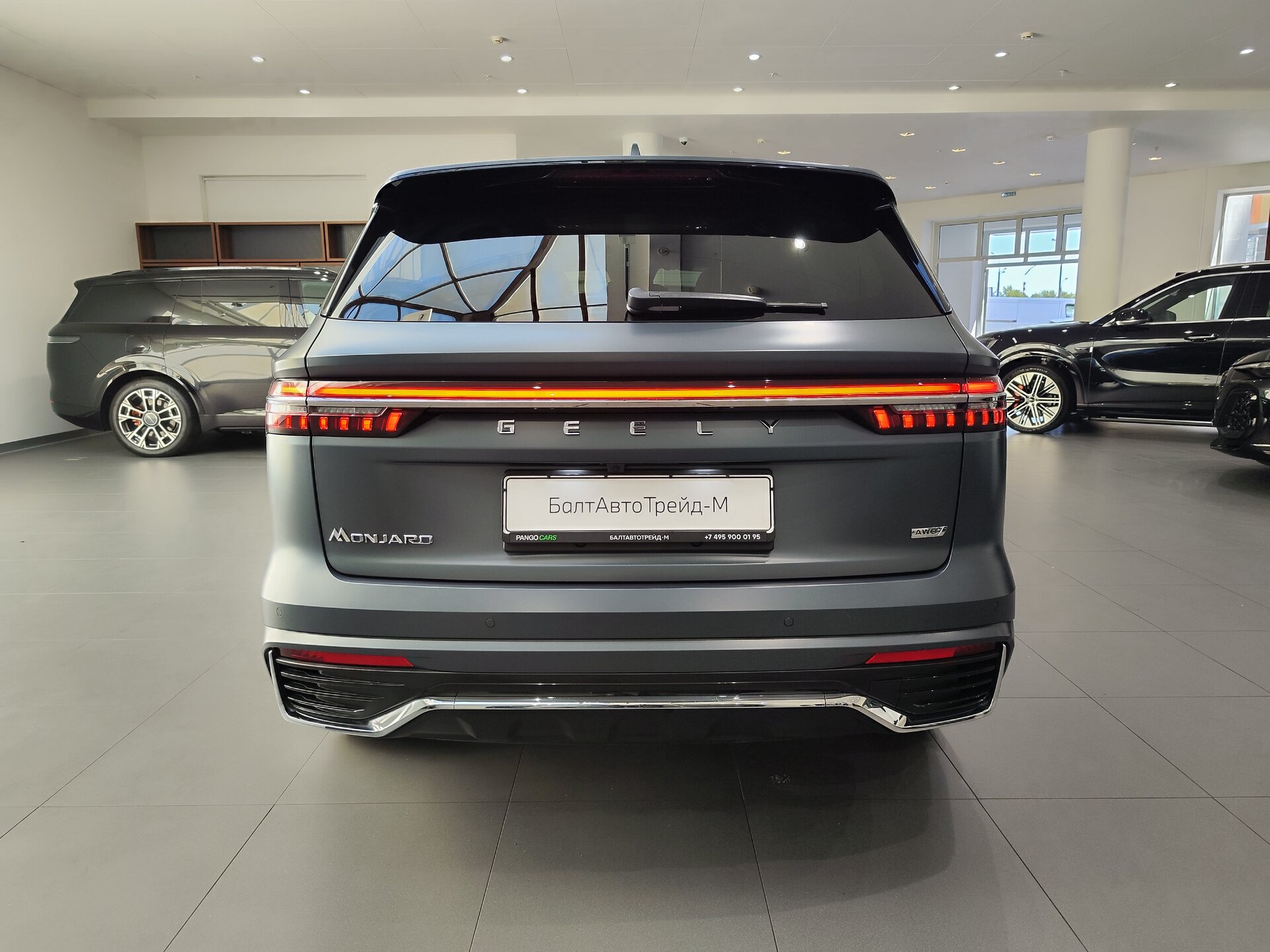 Автомобиль Geely Monjaro 2.0 AT (238 л.с.) 4WD - 5
