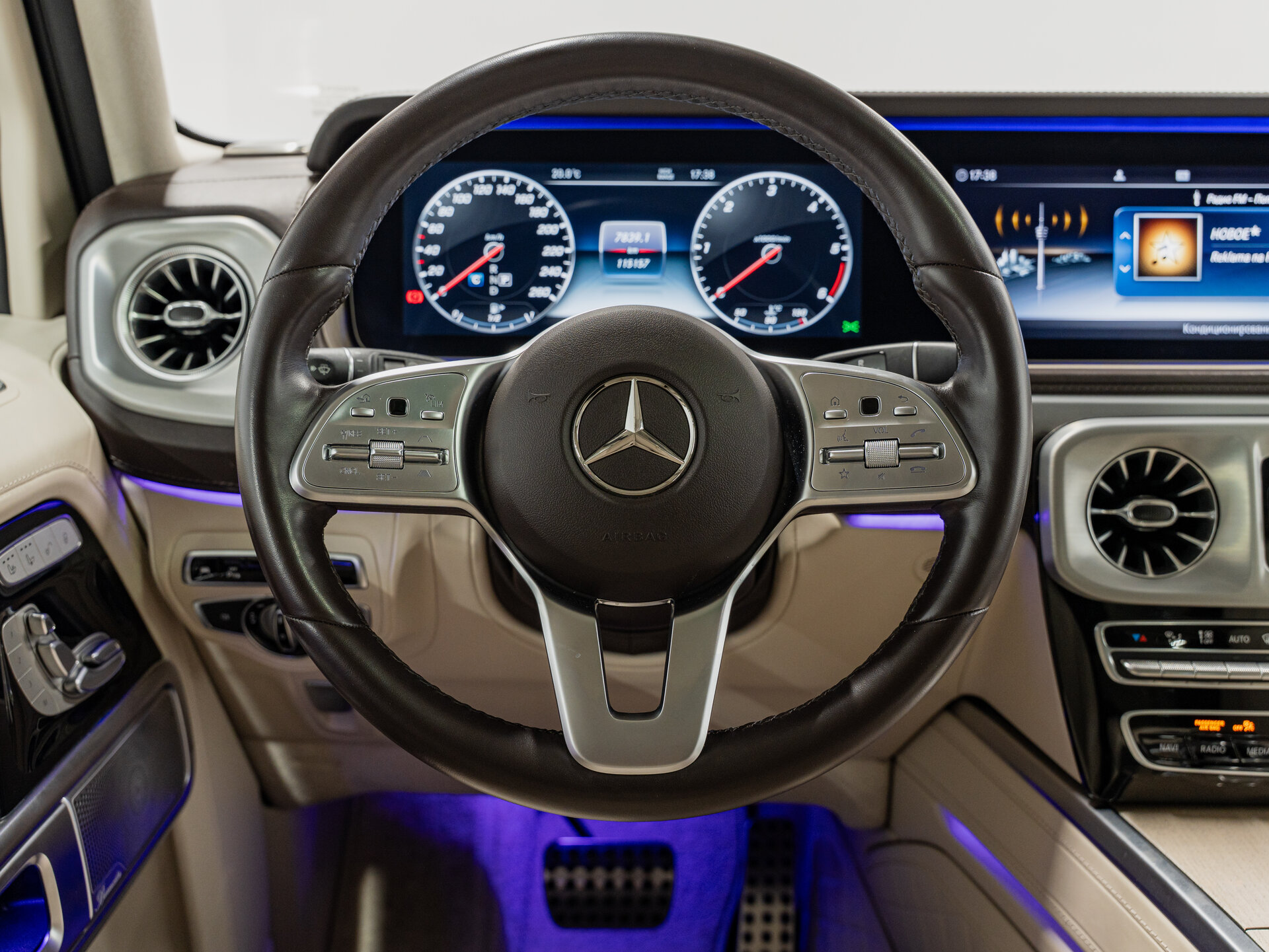 Автомобиль Mercedes-Benz G-Класс 350 d 2.9d AT (249 л.с.) 4WD - 16