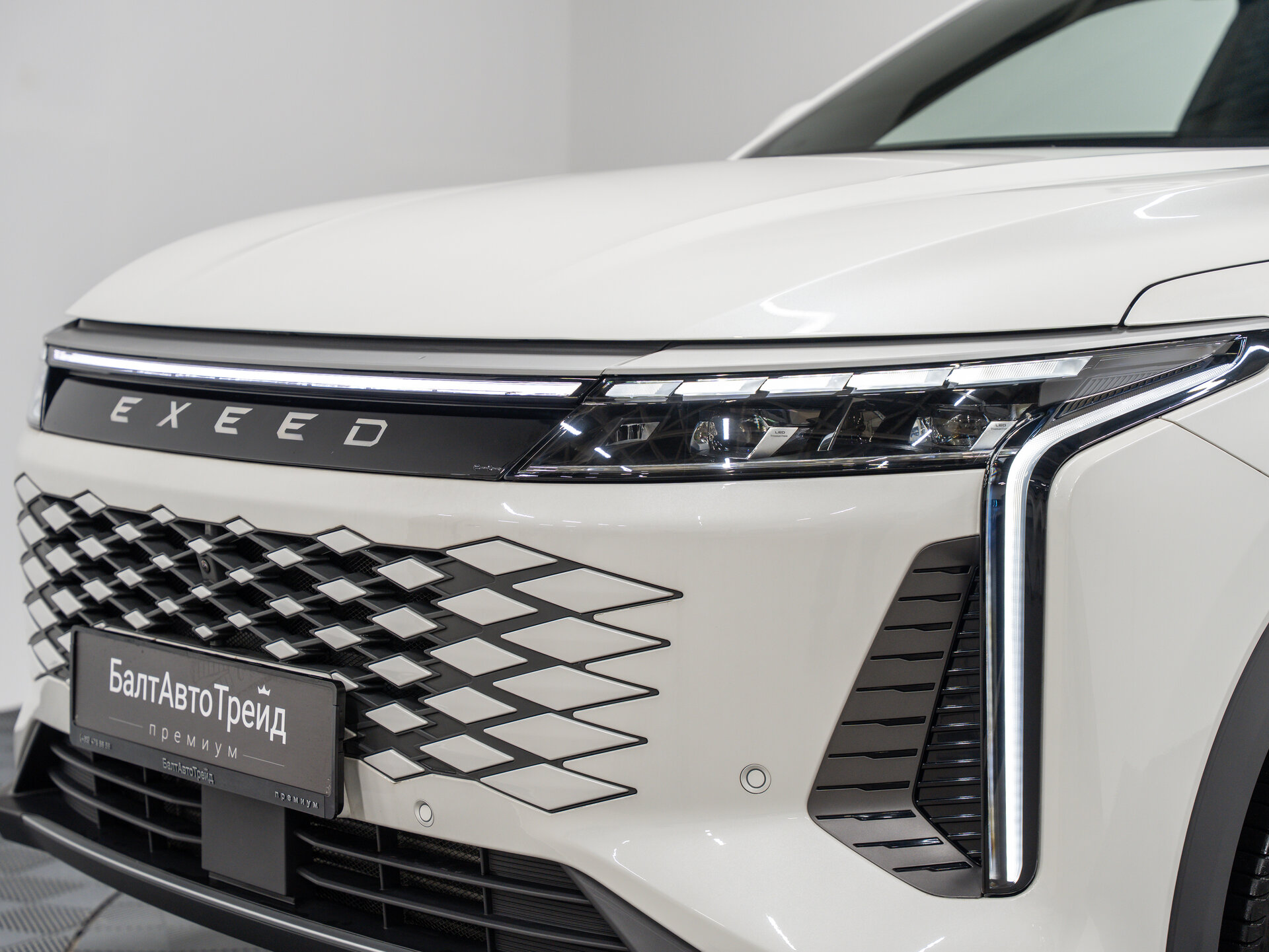 Автомобиль EXEED RX 2.0 AMT (249 л.с.) 4WD - 2