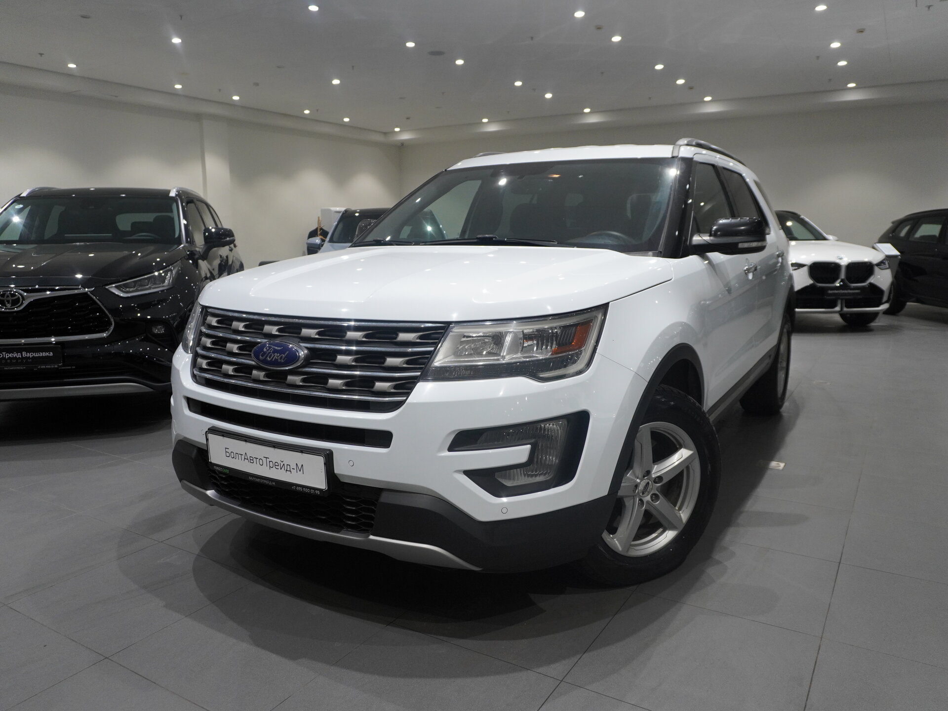Автомобиль Ford Explorer 3.5 AT (249 л.с.) 4WD - 1