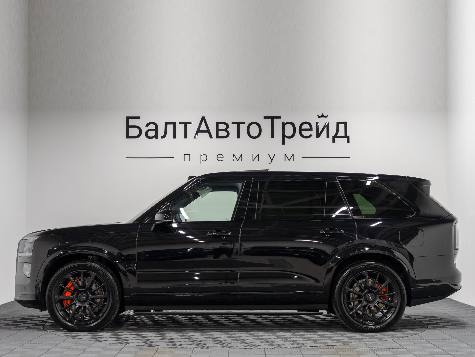 Автомобиль Zeekr 9X 55 kWh (до 3.5 т) 2.0hyb AT (898 л.с.) 4WD - 11