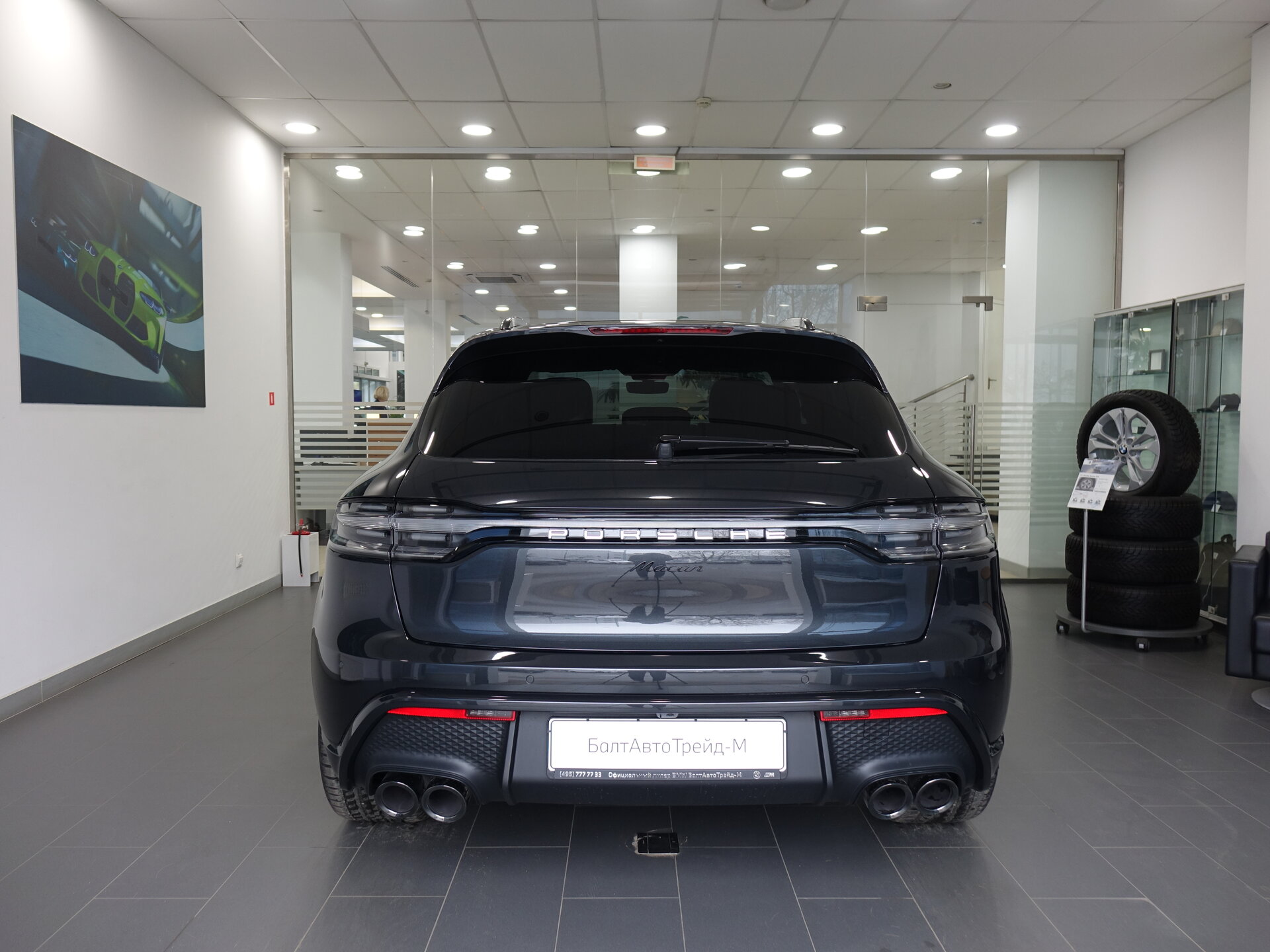 Автомобиль Porsche Macan 2.0 AMT (265 л.с.) 4WD - 4