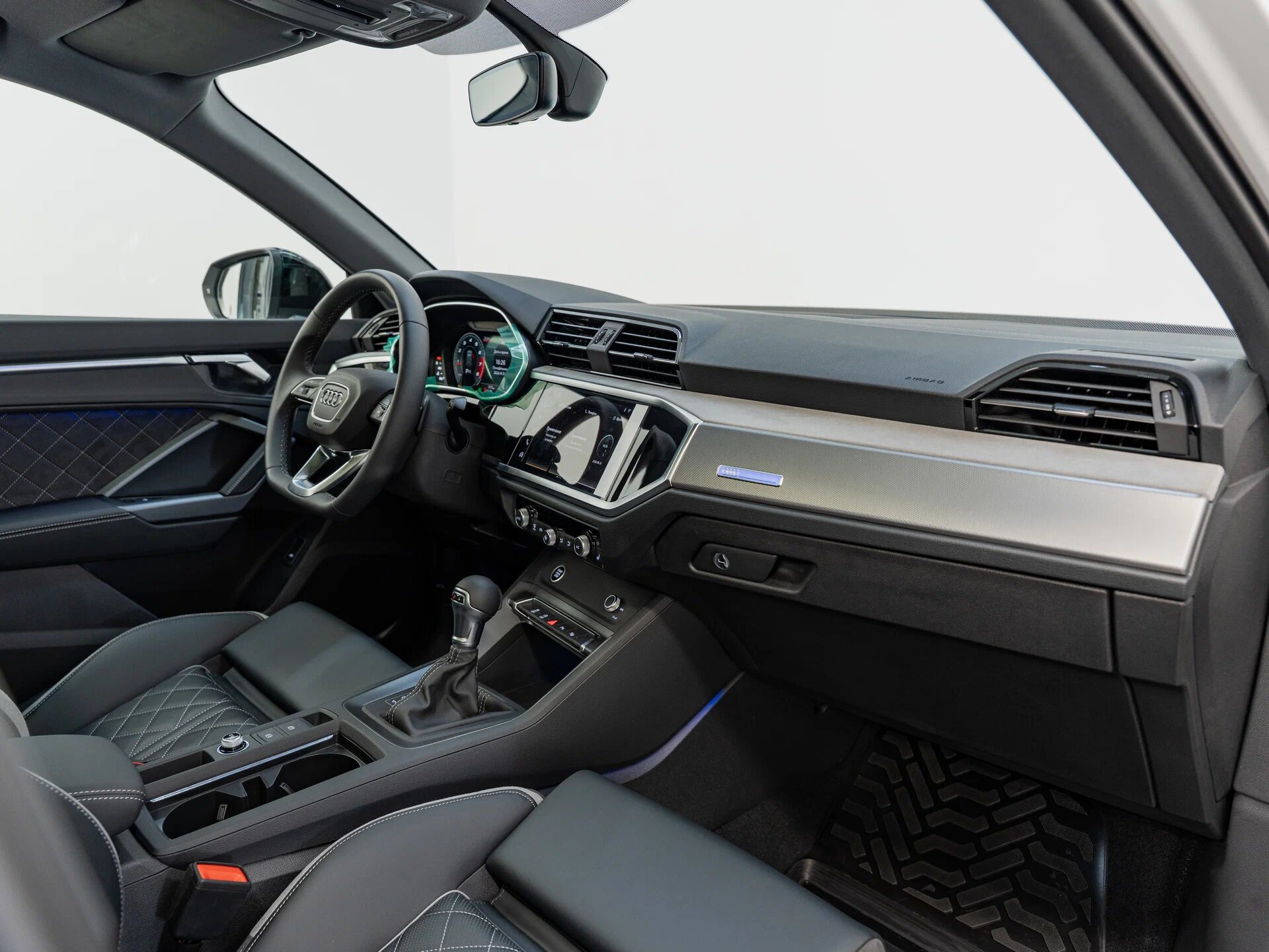 Автомобиль Audi Q3 35 TFSI 1.5 AMT (160 л.с.) - 17