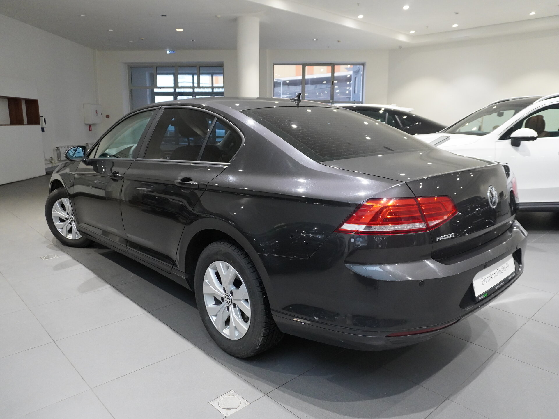 Автомобиль Volkswagen Passat 1.4 AMT (125 л.с.) - 6