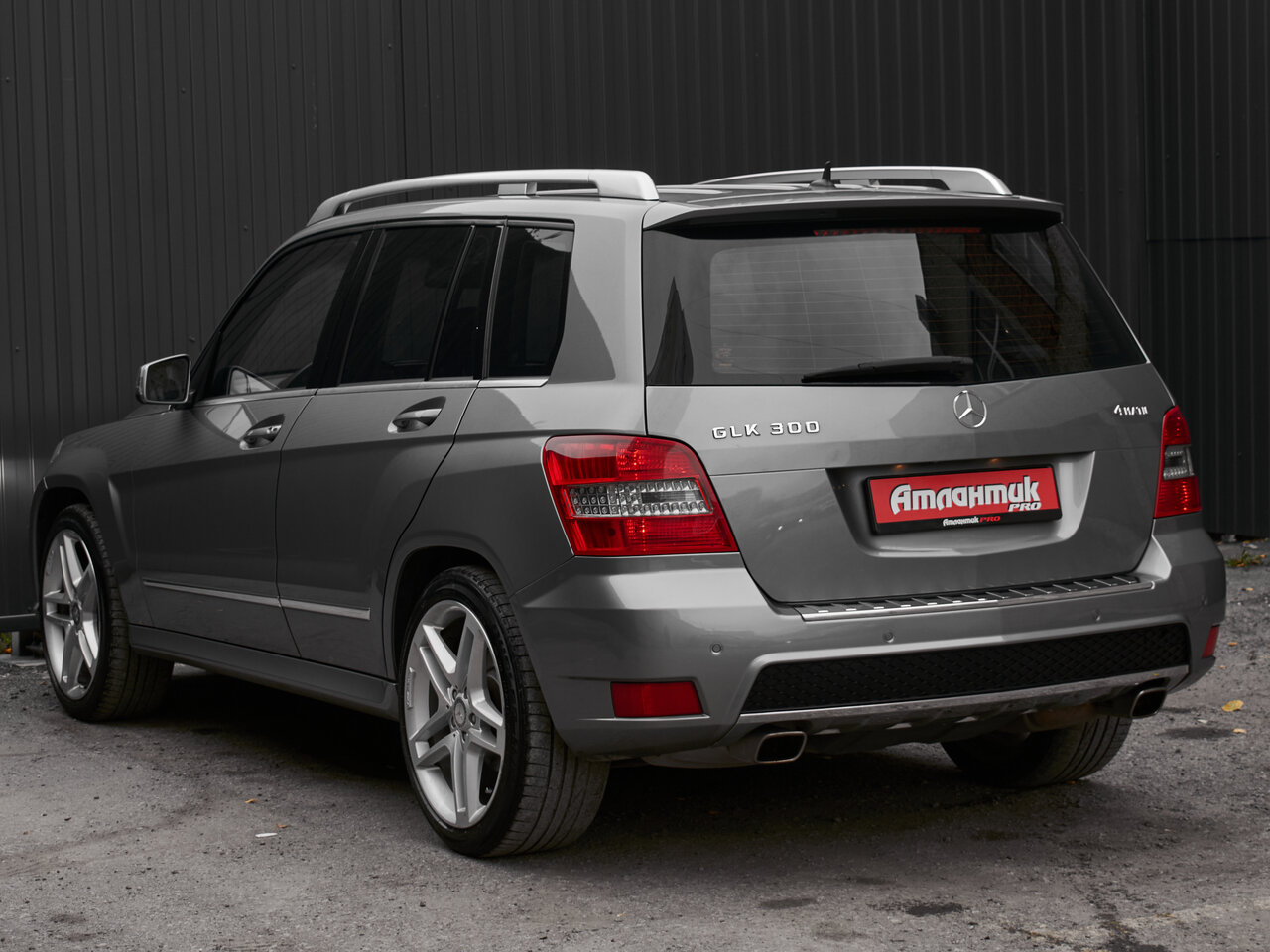 Купить Mercedes-Benz GLK-Класс 300 3.0 AT (231 л.с.) 4WD, 2011 в Екатеренбурге