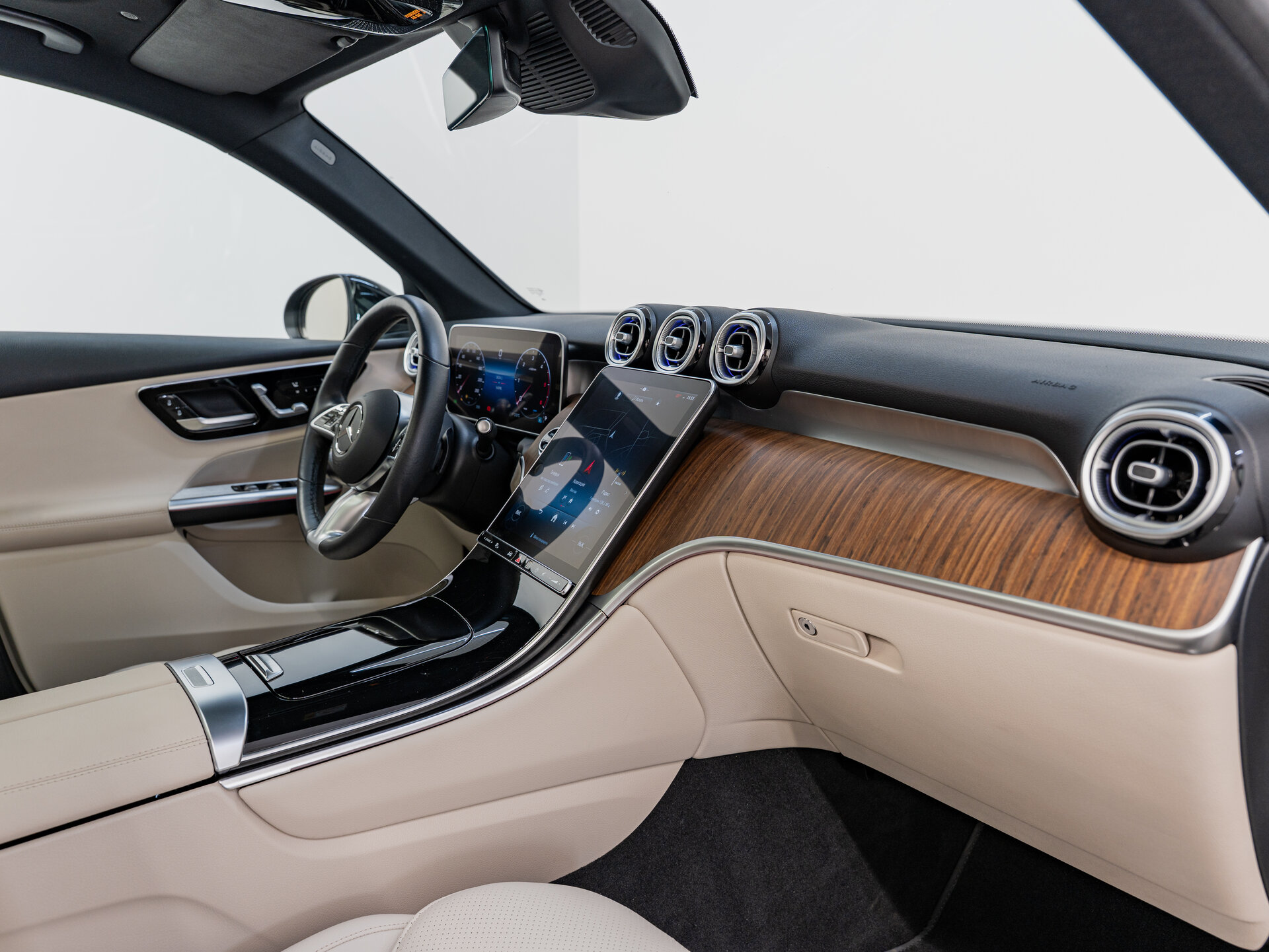 Автомобиль Mercedes-Benz GLC 220 d 2.0d AT (197 л.с.) 4WD - 11