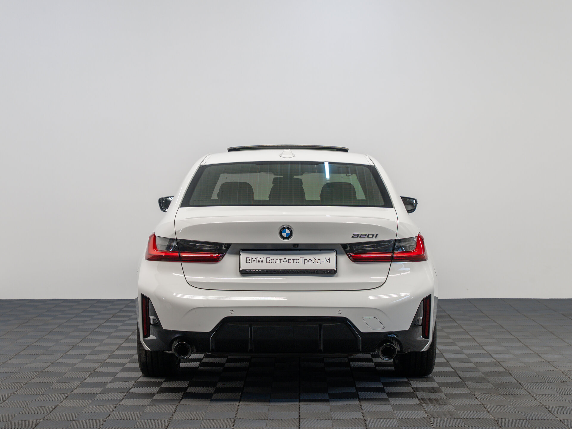 Автомобиль BMW 3 серии 320i 2.0 AT (184 л.с.) - 6