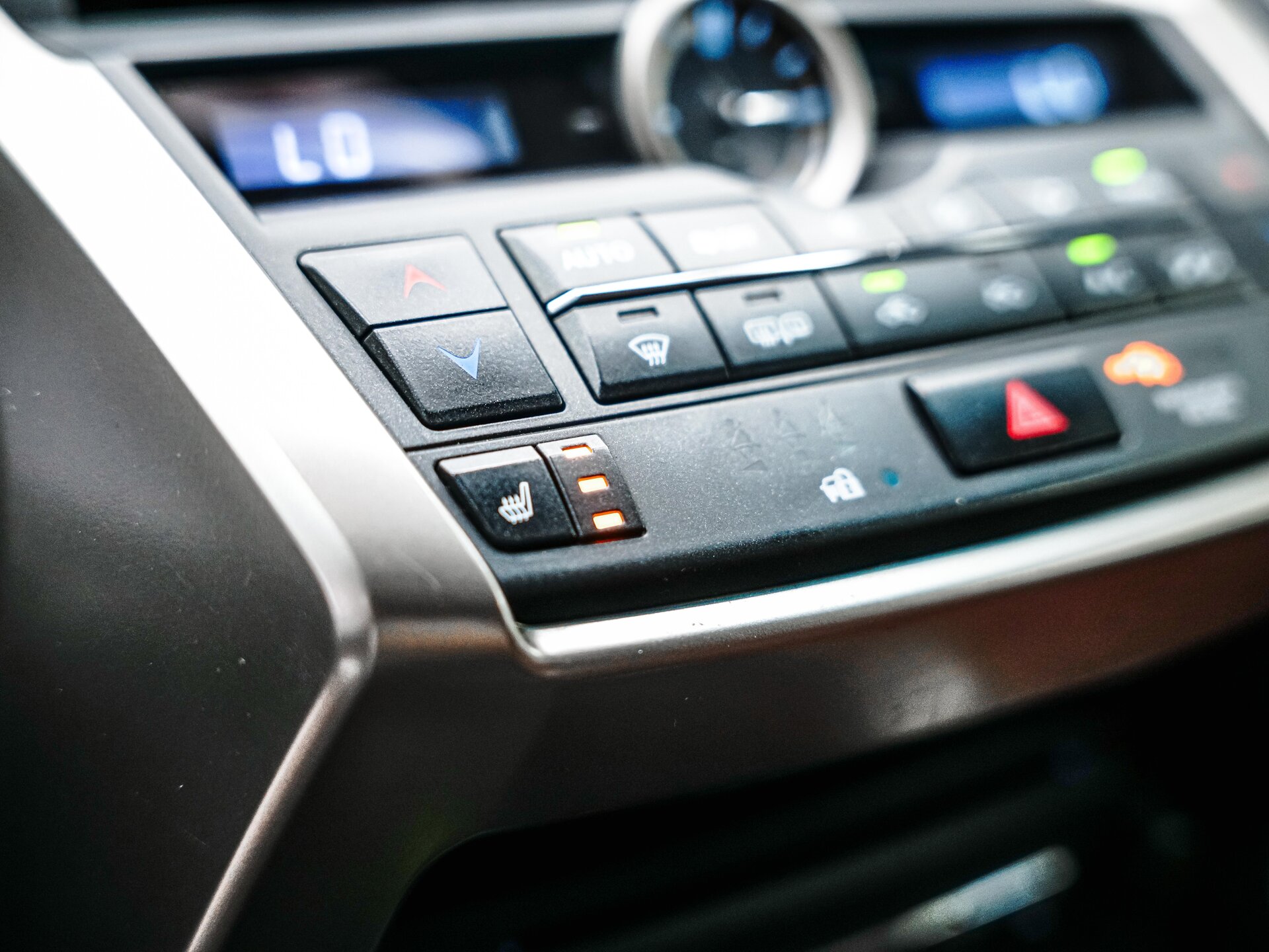 Lexus NX 2017 23