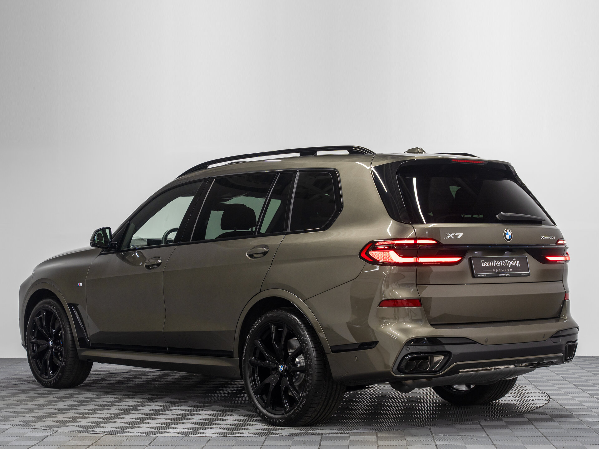 Автомобиль BMW X7 40i 3.0 AT (381 л.с.) 4WD - 10