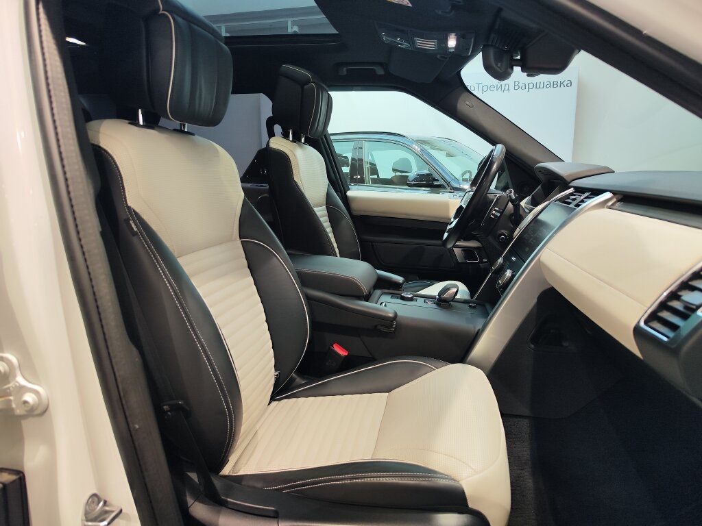 Автомобиль Land Rover Discovery D250 3.0d AT (249 л.с.) 4WD - 12