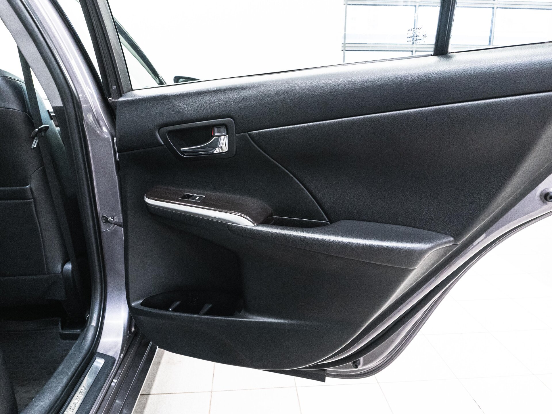 Toyota Camry 2015 26