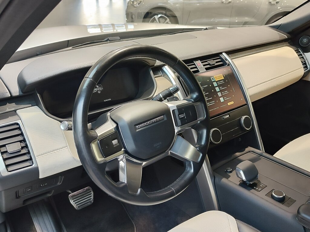 Автомобиль Land Rover Discovery D250 3.0d AT (249 л.с.) 4WD - 7