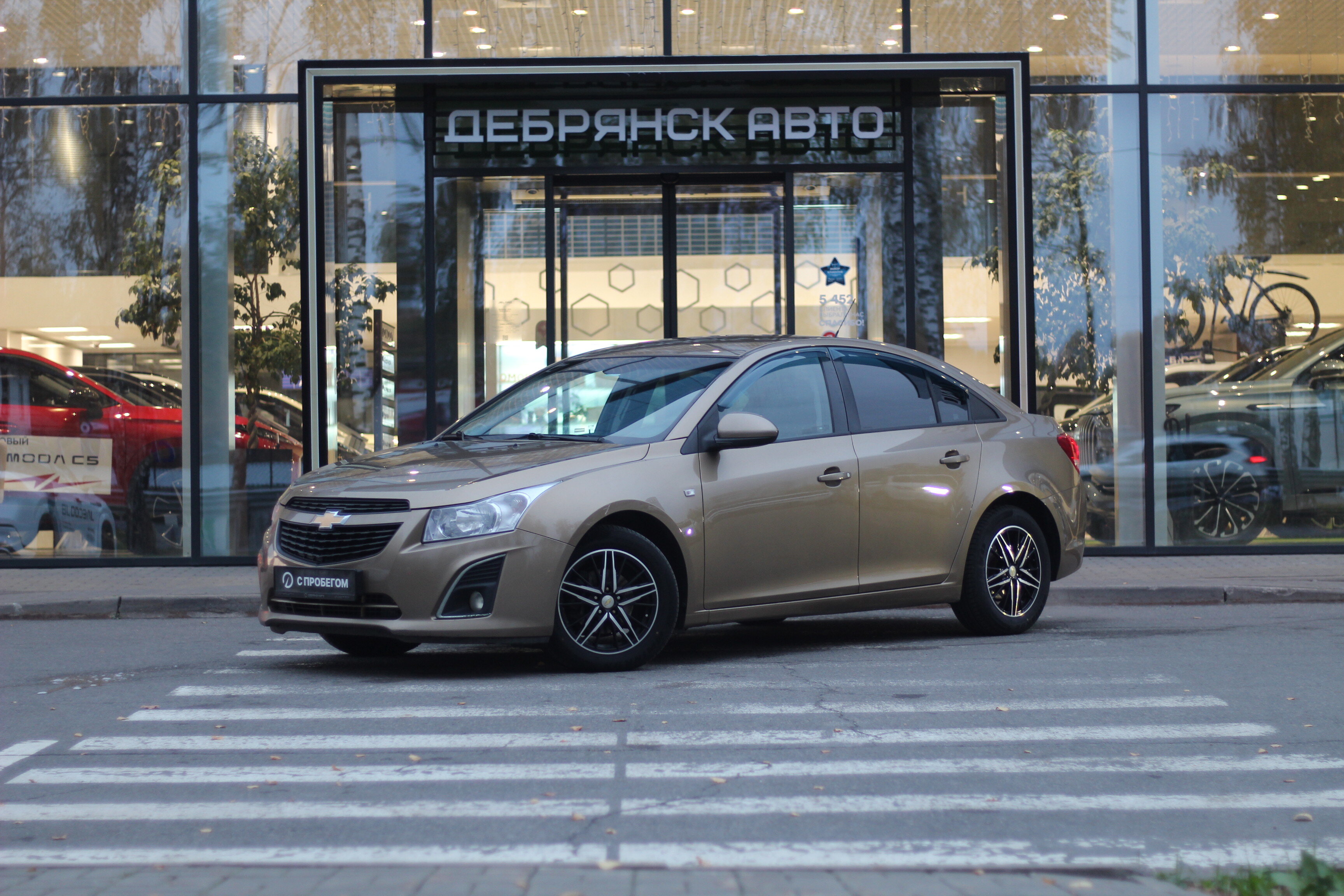 Фото Chevrolet Cruze, I Рестайлинг 2013