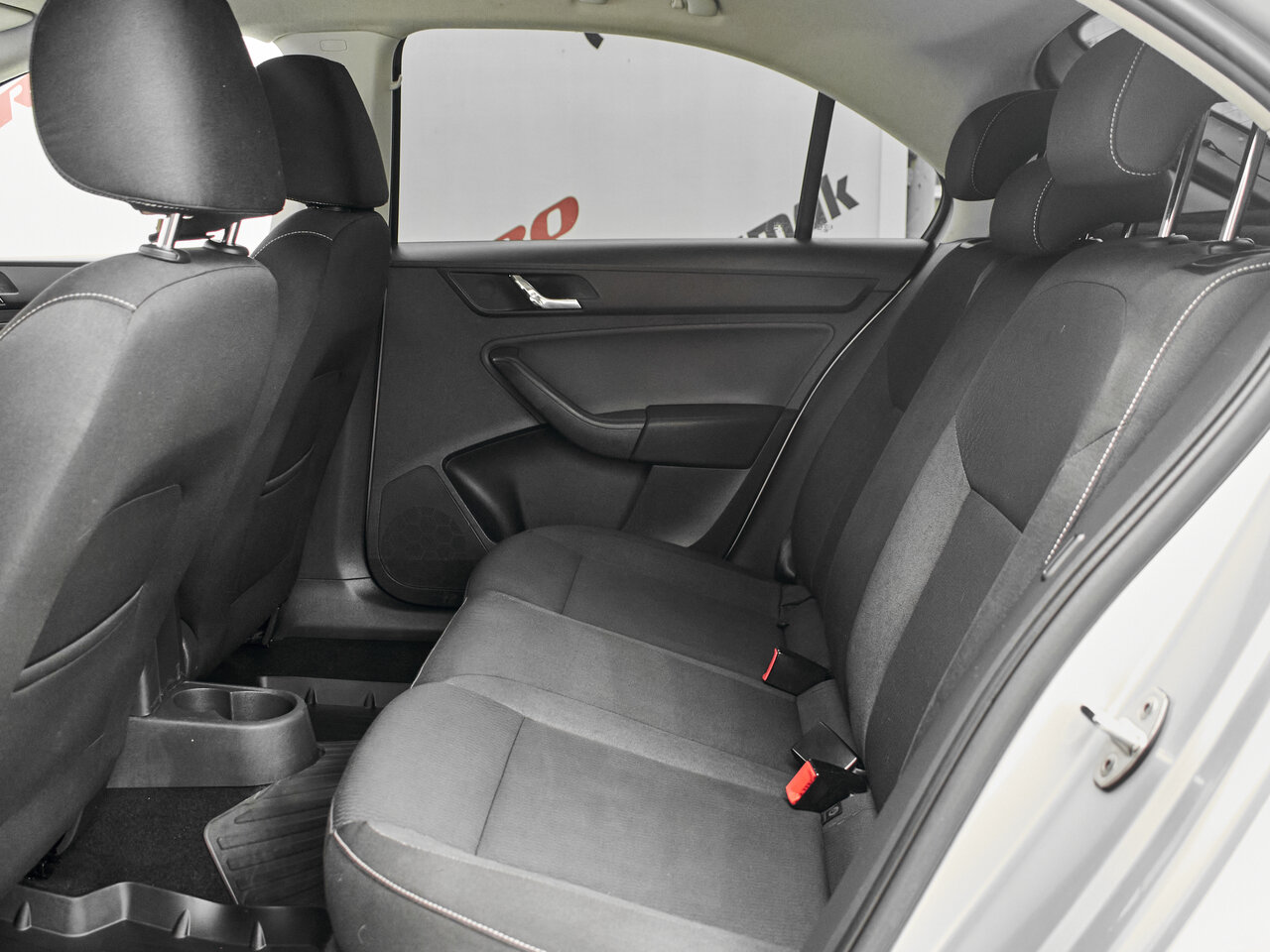 Купить Skoda Rapid 1.6 AT (105 л.с.), 2014 в Екатеренбурге