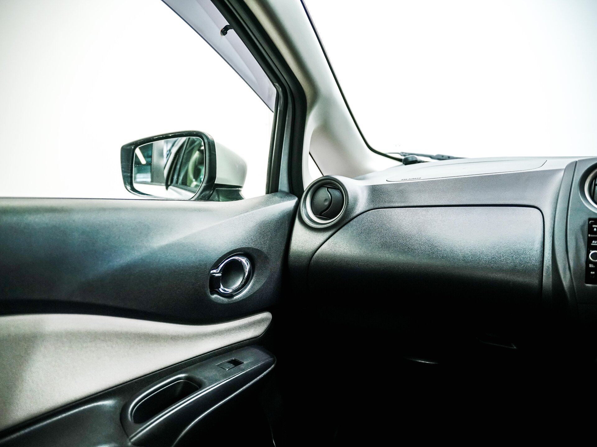 Nissan Note 2018 12