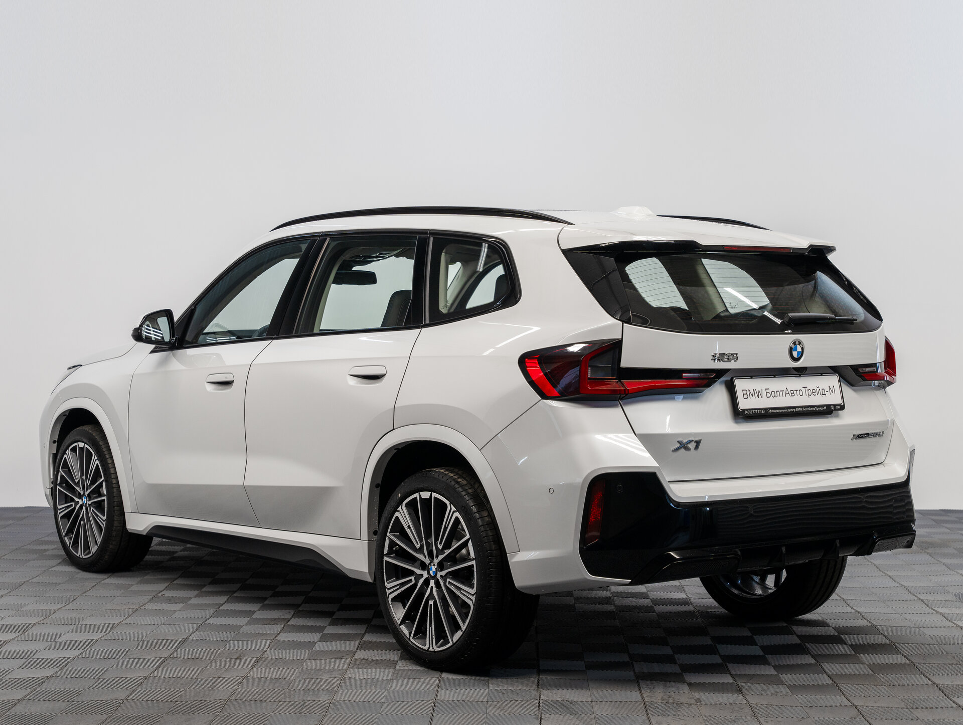 Автомобиль BMW X1 25Li xDrive 2.0 AMT (204 л.с.) 4WD - 7