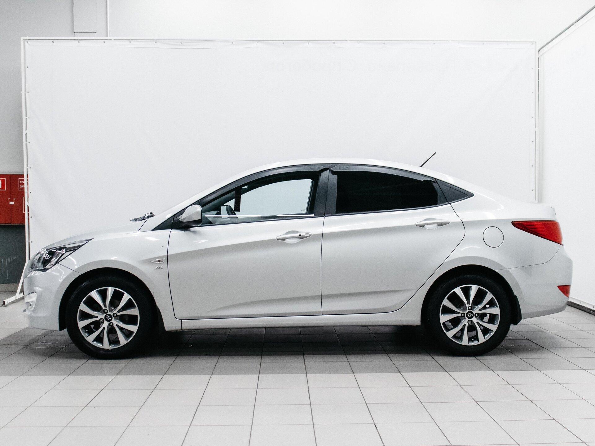 Hyundai Solaris 2015 8