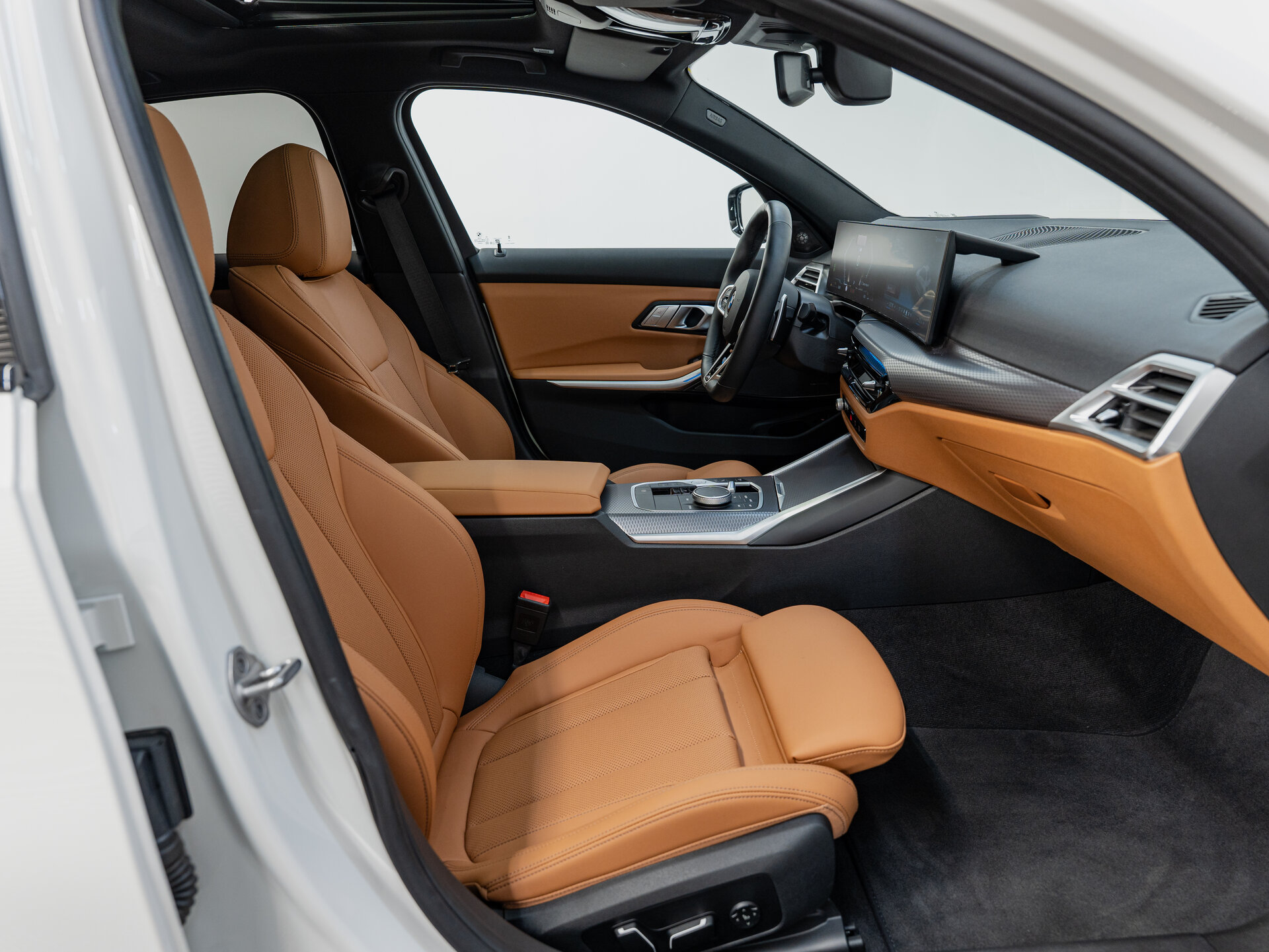 Автомобиль BMW 3 серии 320i 2.0 AT (184 л.с.) - 10