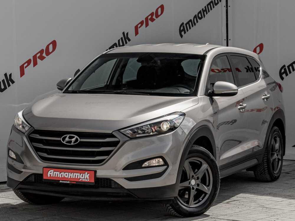 Купить Hyundai Tucson 2.0 AT (150 л.с.) 4WD, 2016 в Екатеренбурге