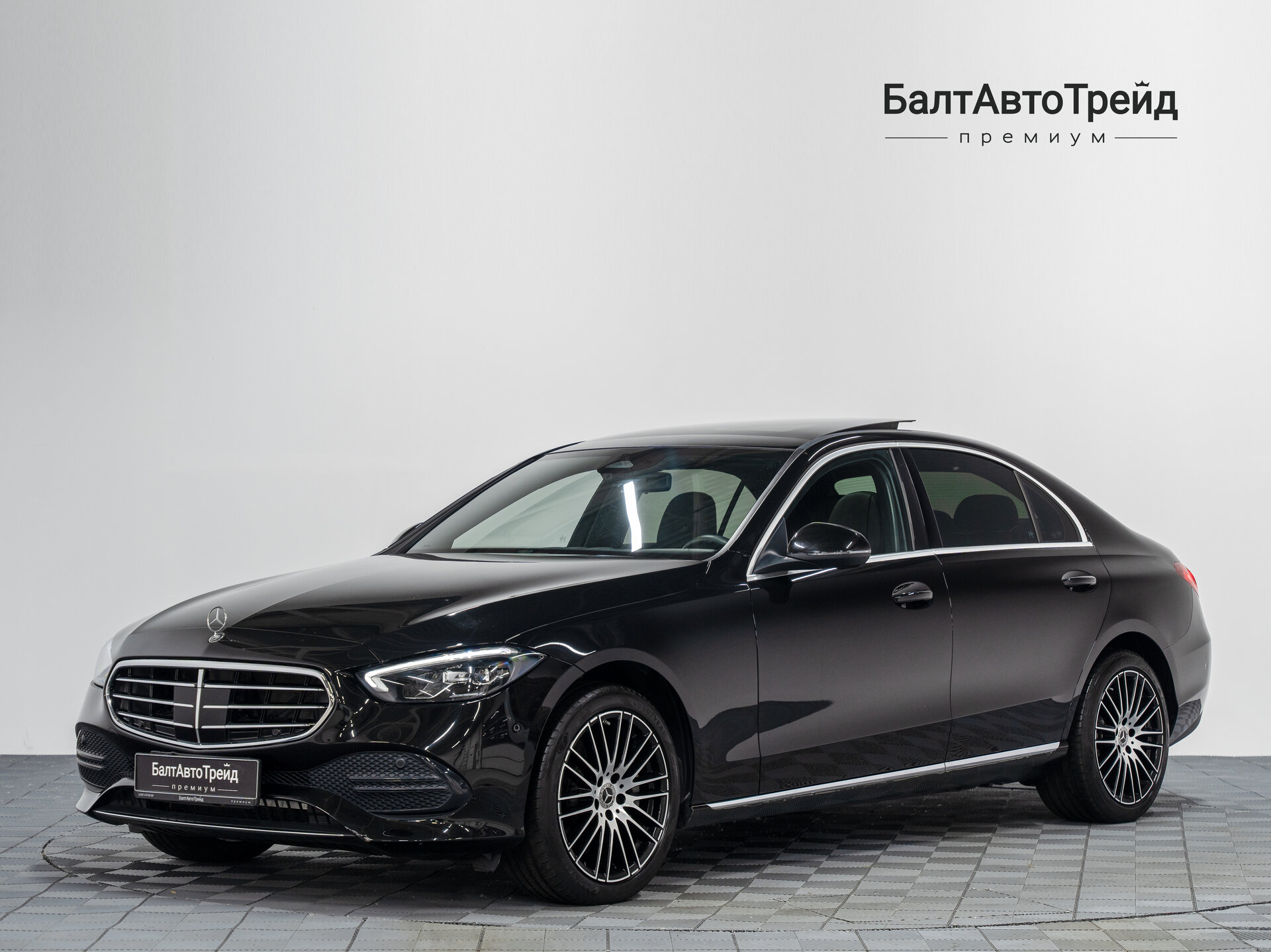 Автомобиль Mercedes-Benz C-Класс 260 L 1.5 AT (204 л.с.) - 1