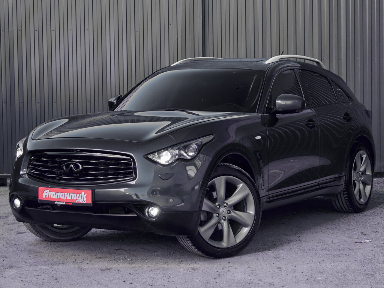 Купить Infiniti FX FX35 3.5 AT (307 л.с.) 4WD, 2009 в Екатеренбурге