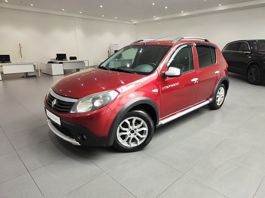 Автомобиль Renault Sandero Stepway 1.6 AT (103 л.с.) - 1
