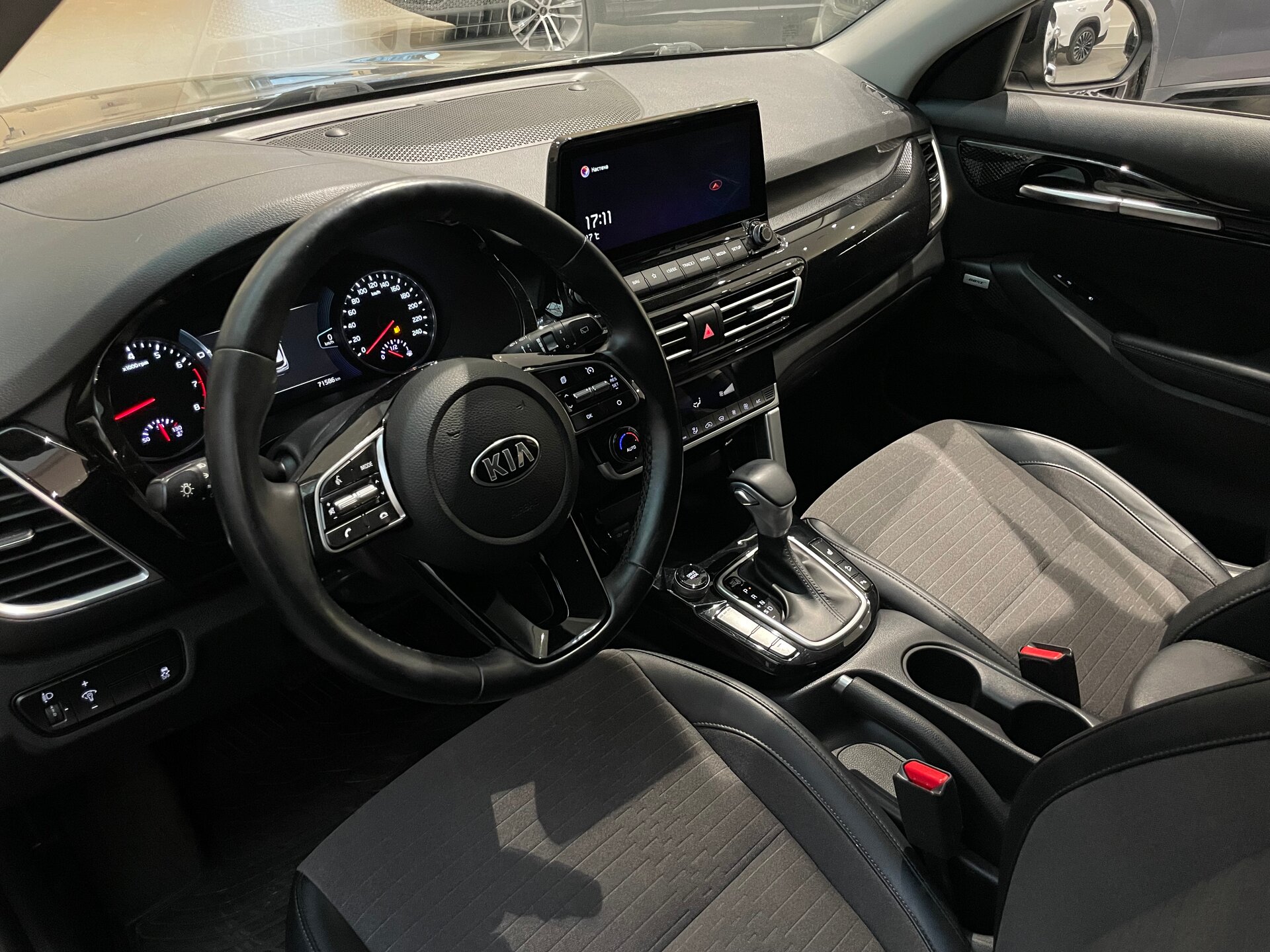 Автомобиль Kia Seltos 2.0 CVT (149 л.с.) - 7
