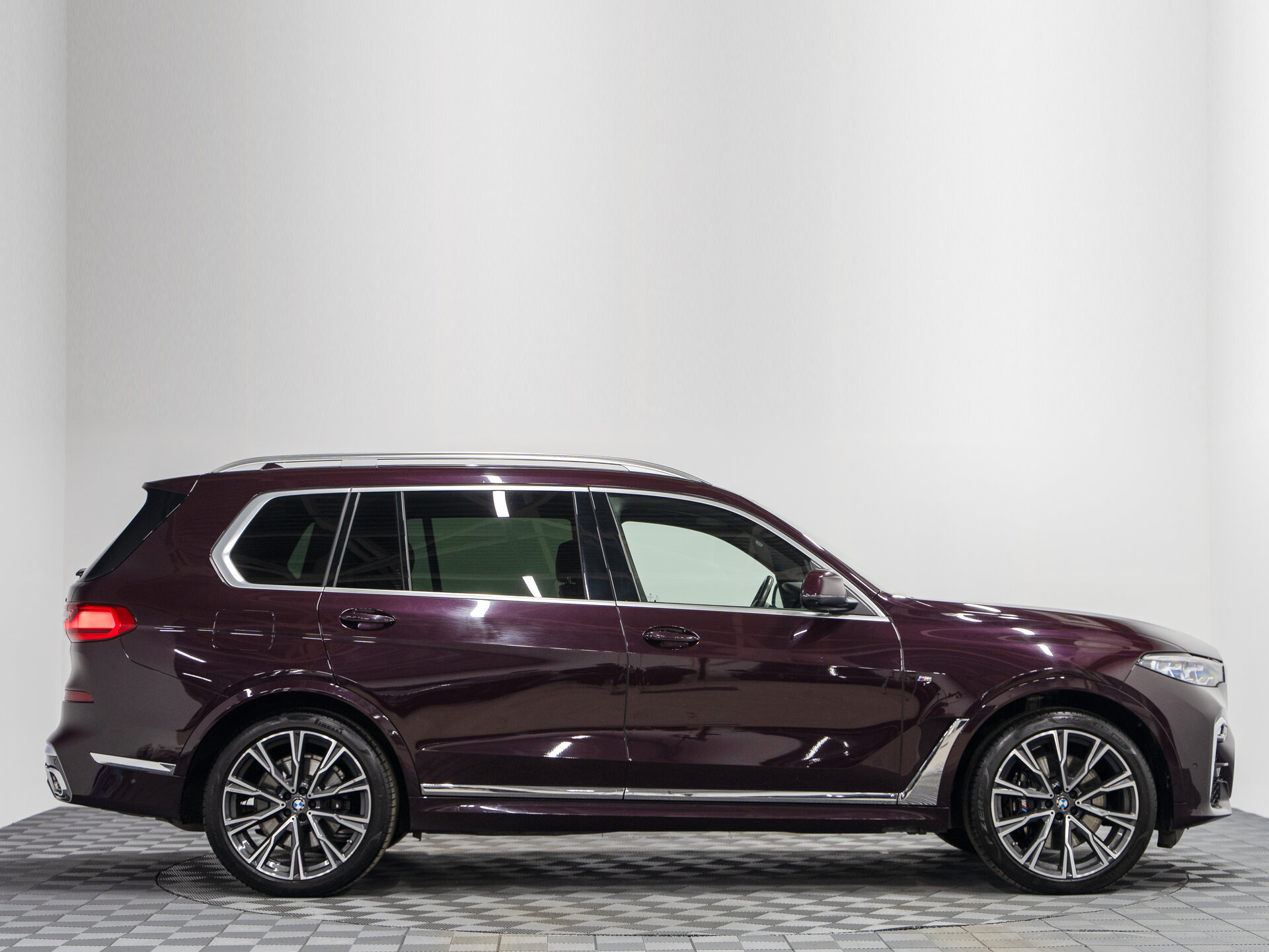 Автомобиль BMW X7 40i 3.0 AT (340 л.с.) 4WD - 6