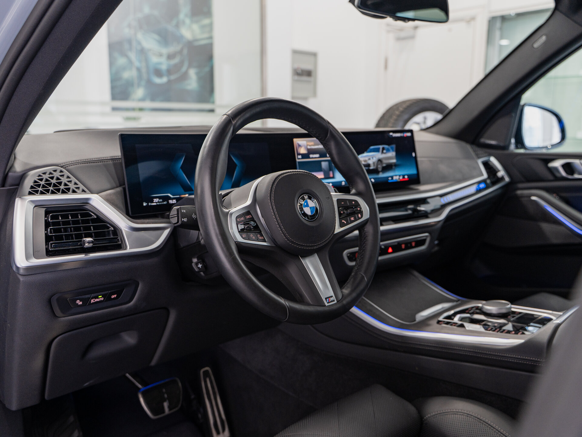Автомобиль BMW X5 40i 3.0 AT (381 л.с.) 4WD - 7