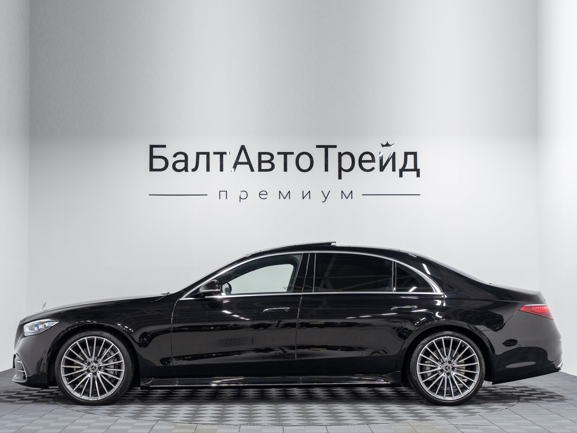 Автомобиль Mercedes-Benz S-Класс 500 Long 4MATIC 3.0 AT (435 л.с.) 4WD - 11