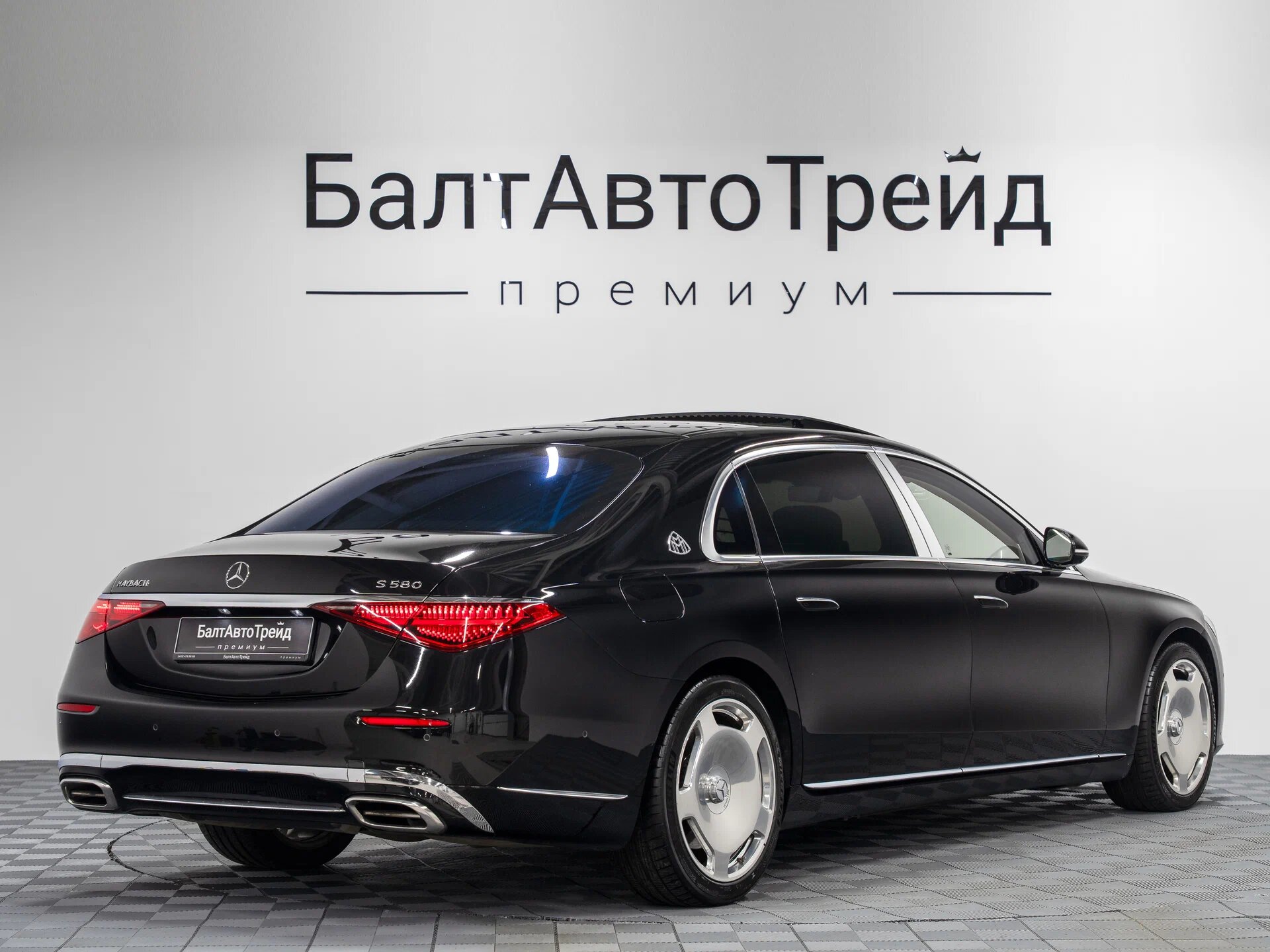 Автомобиль Mercedes-Benz Maybach S-Класс 580 4.0 AT (503 л.с.) 4WD - 9