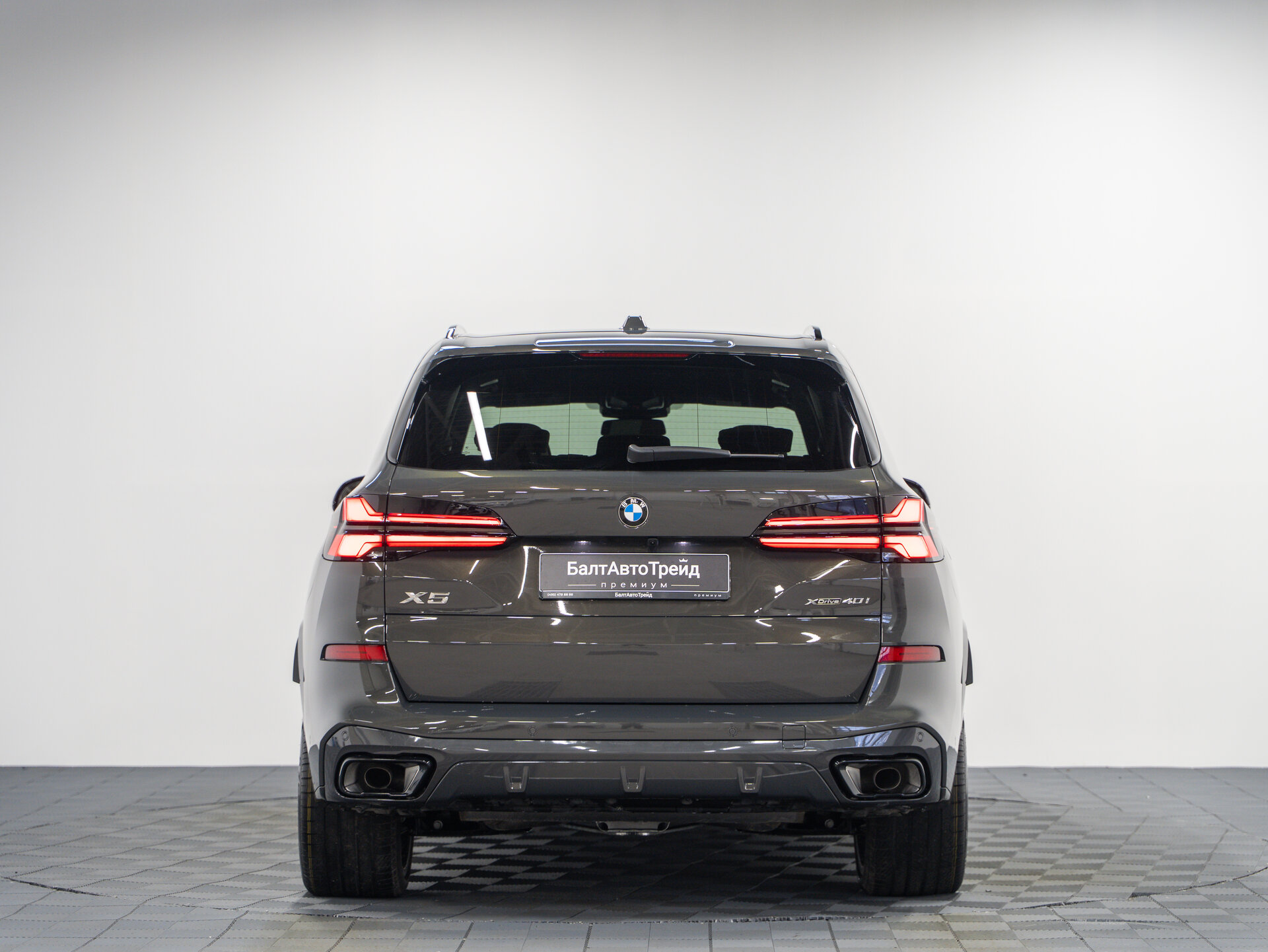 Автомобиль BMW X5 40i 3.0 AT (381 л.с.) 4WD - 7