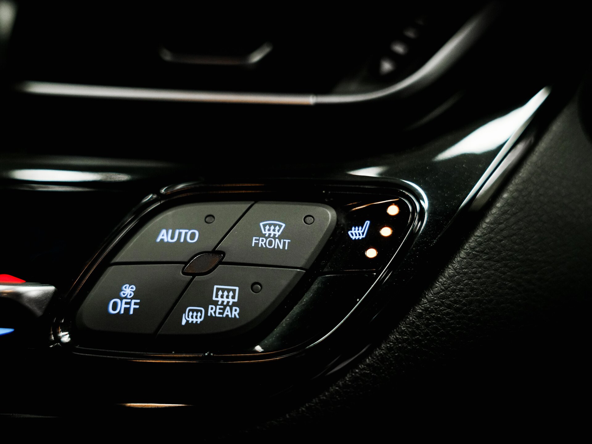 Toyota C-HR 2017 25
