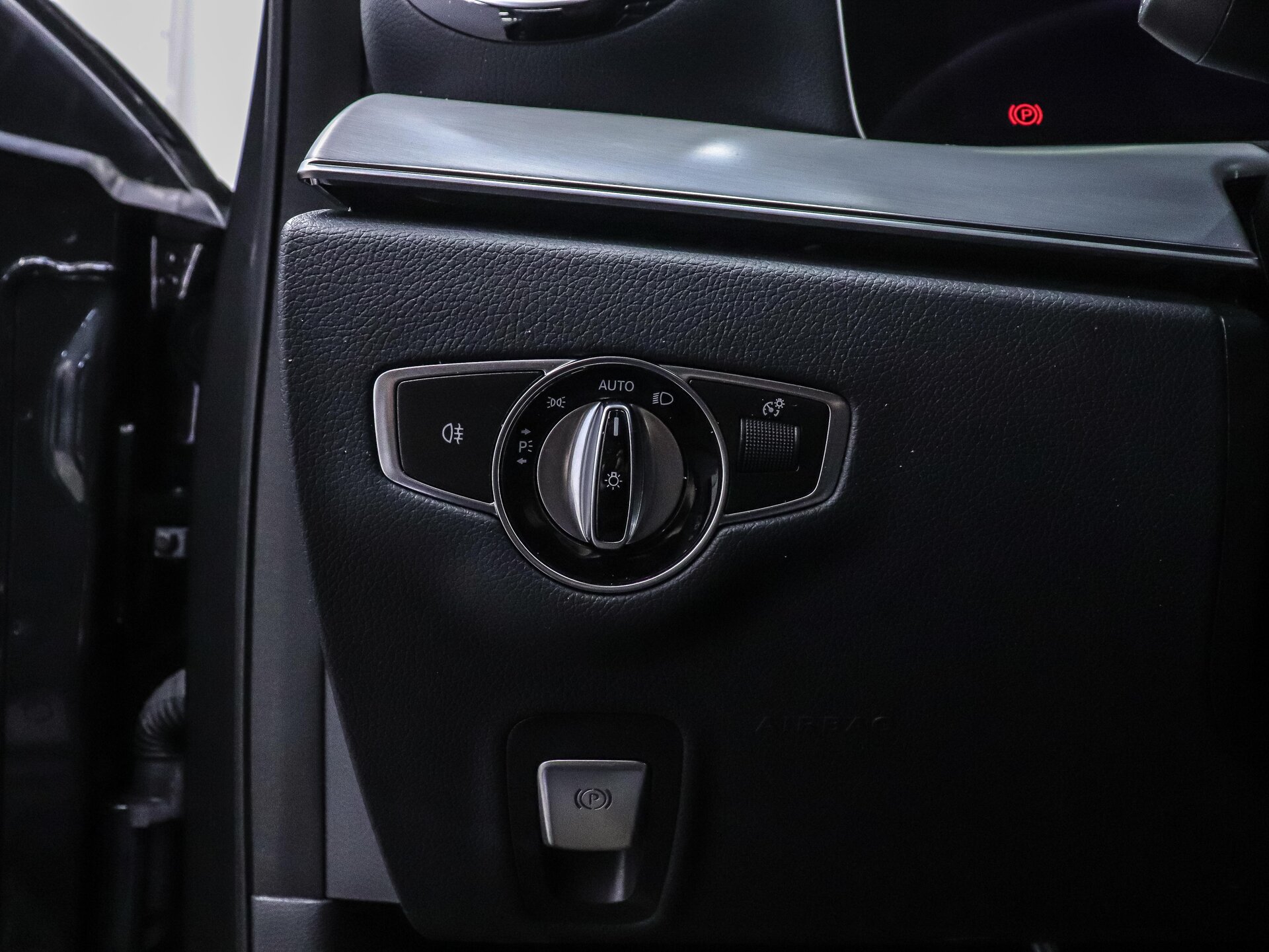 Mercedes-Benz E-Класс 2021 18