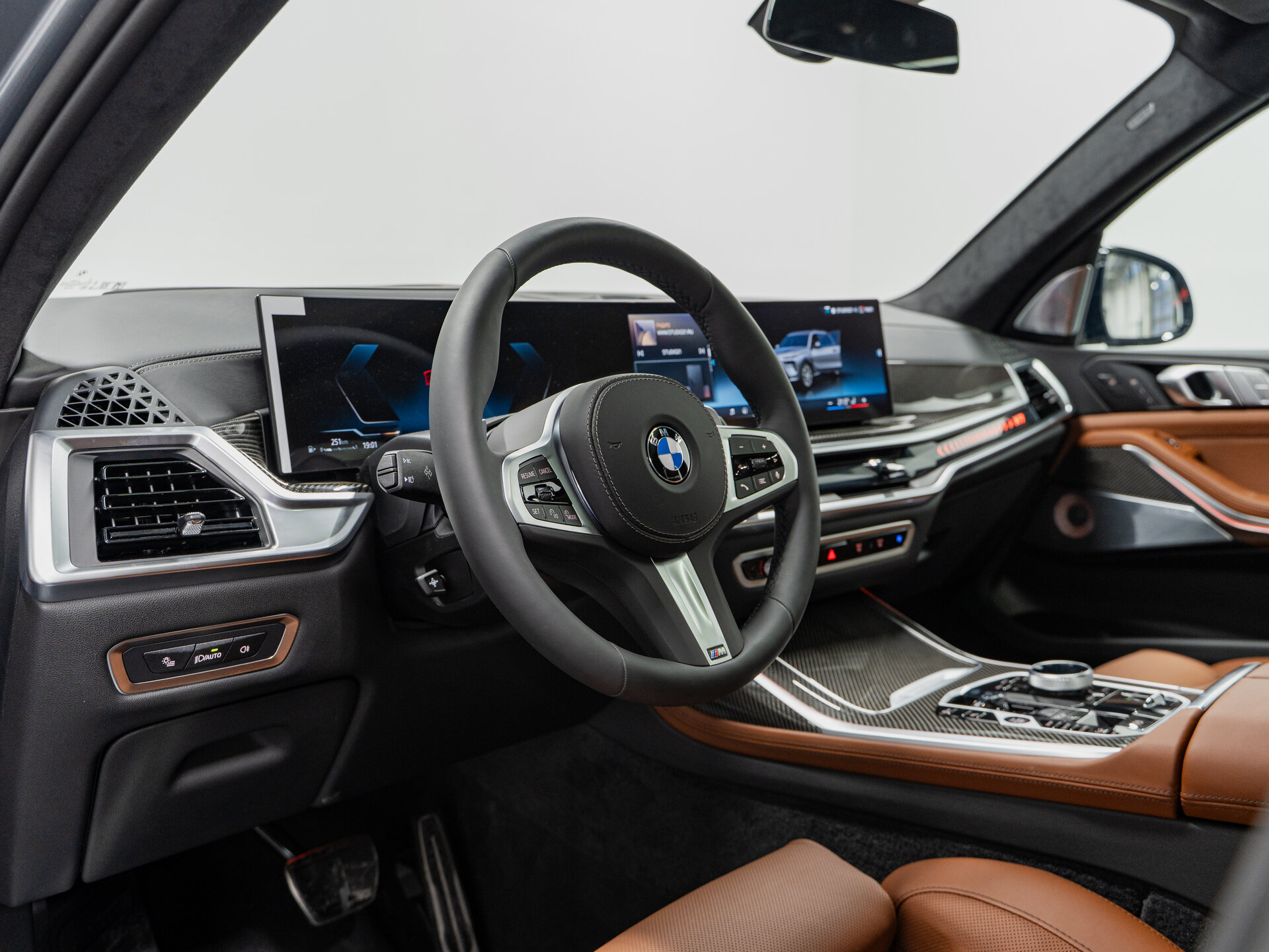 Автомобиль BMW X7 40d 3.0d AT (340 л.с.) 4WD - 13