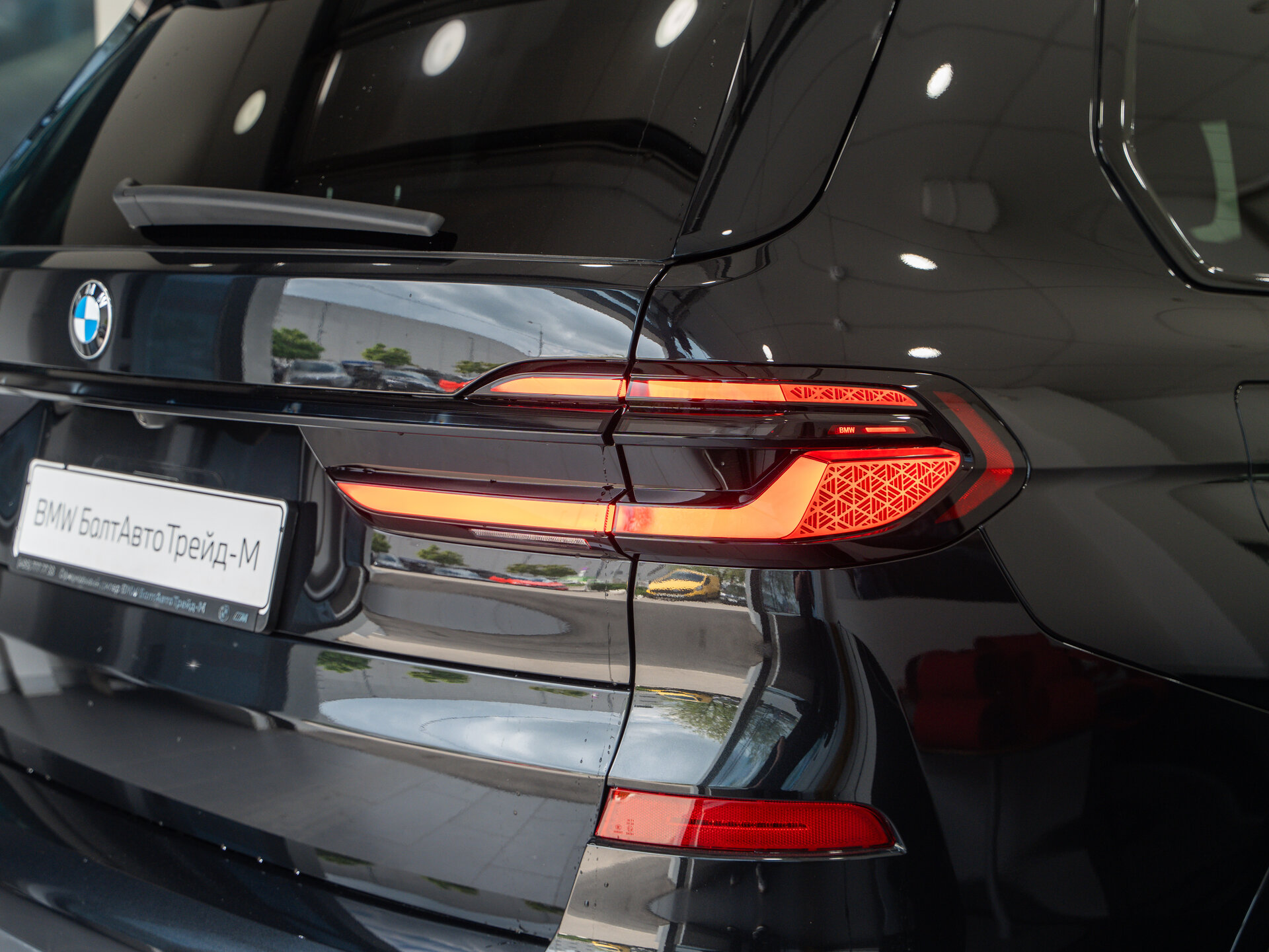 Автомобиль BMW X7 40d 3.0d AT (340 л.с.) 4WD - 8