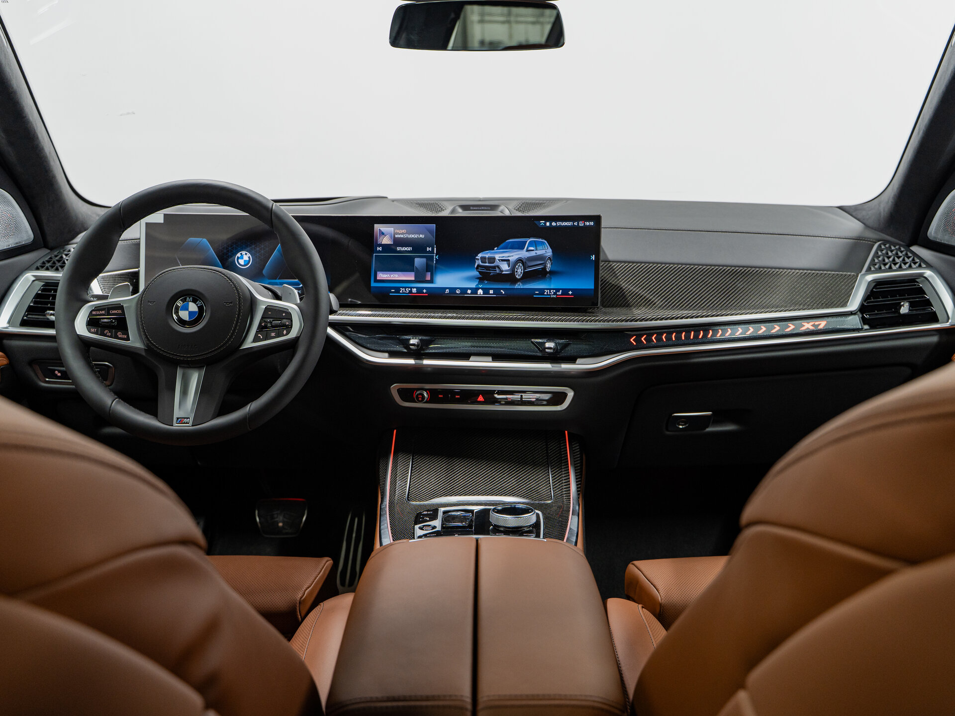 Автомобиль BMW X7 40d 3.0d AT (340 л.с.) 4WD - 16