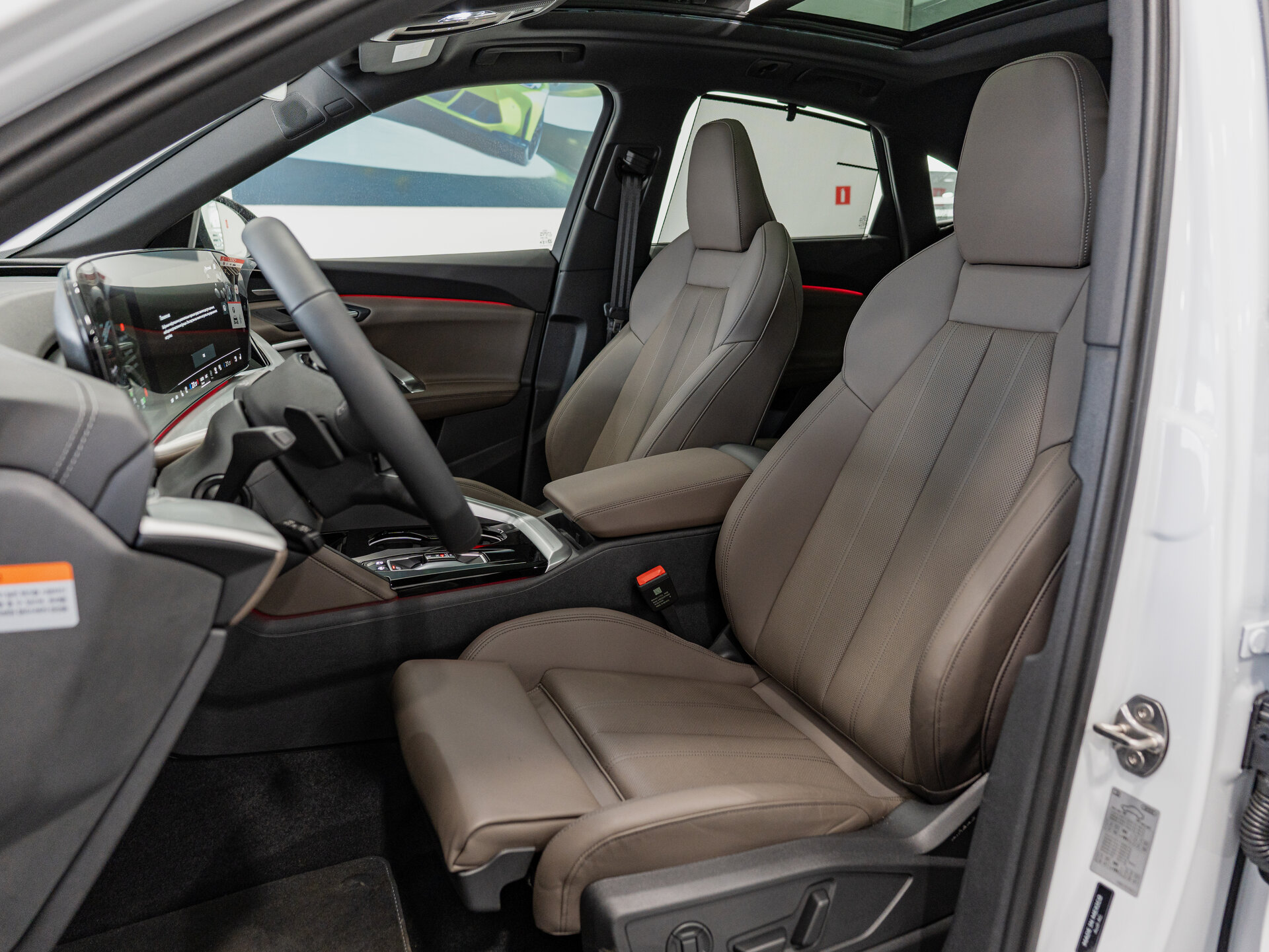 Автомобиль Audi Q5 Sportback TFSI quattro S tronic 2.0 AMT (204 л.с.) 4WD - 18