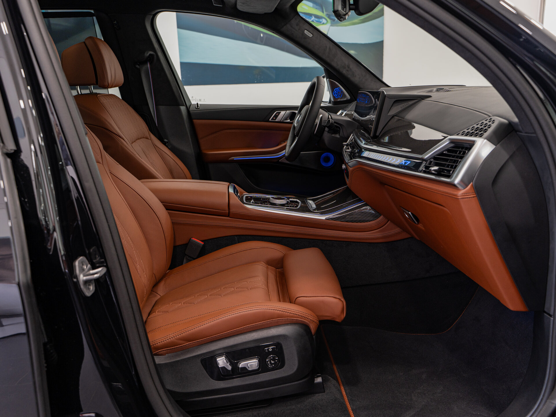 Автомобиль BMW X7 40d 3.0d AT (340 л.с.) 4WD - 14