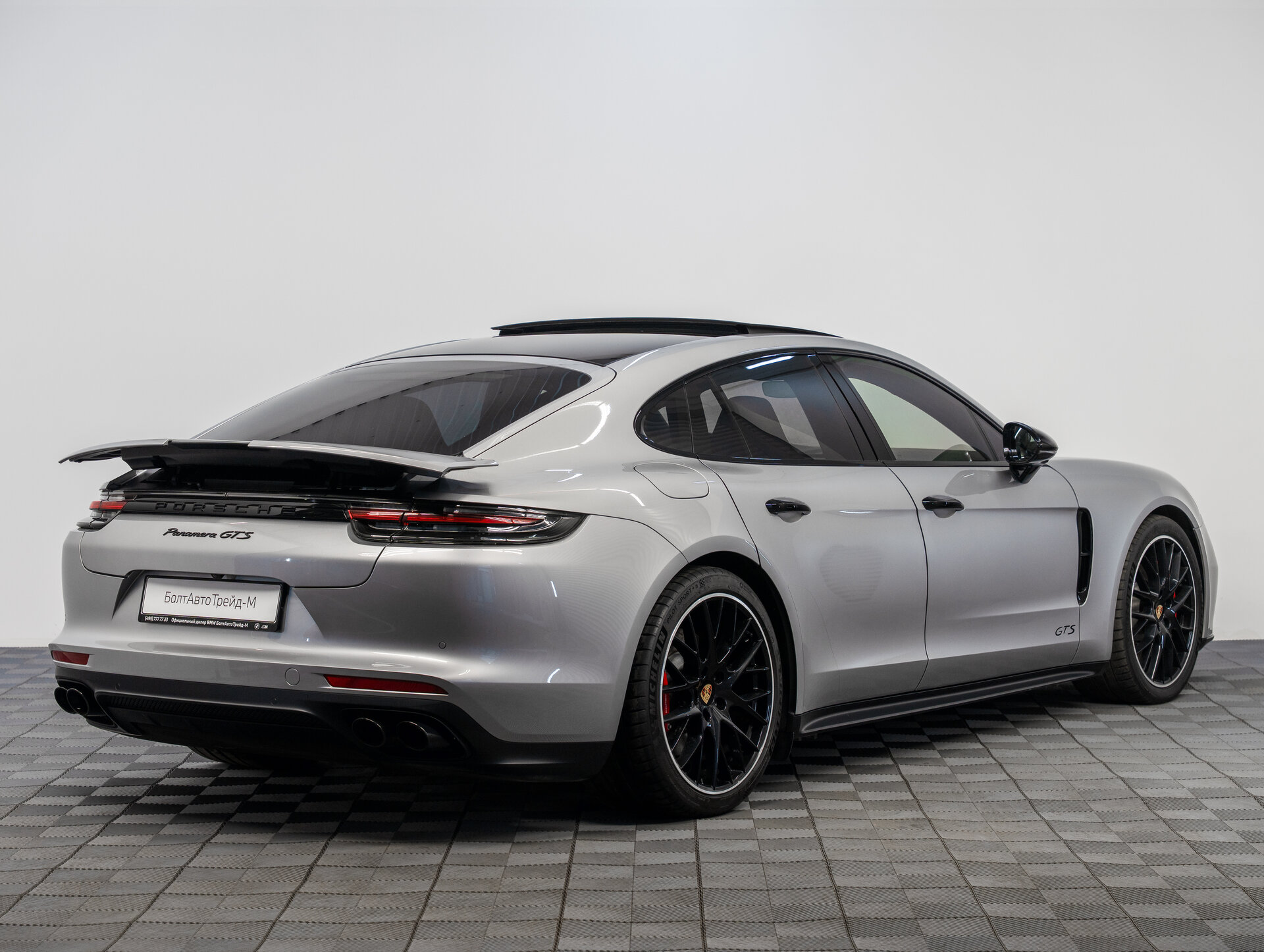 Автомобиль Porsche Panamera GTS 4.0 AMT (460 л.с.) 4WD - 5