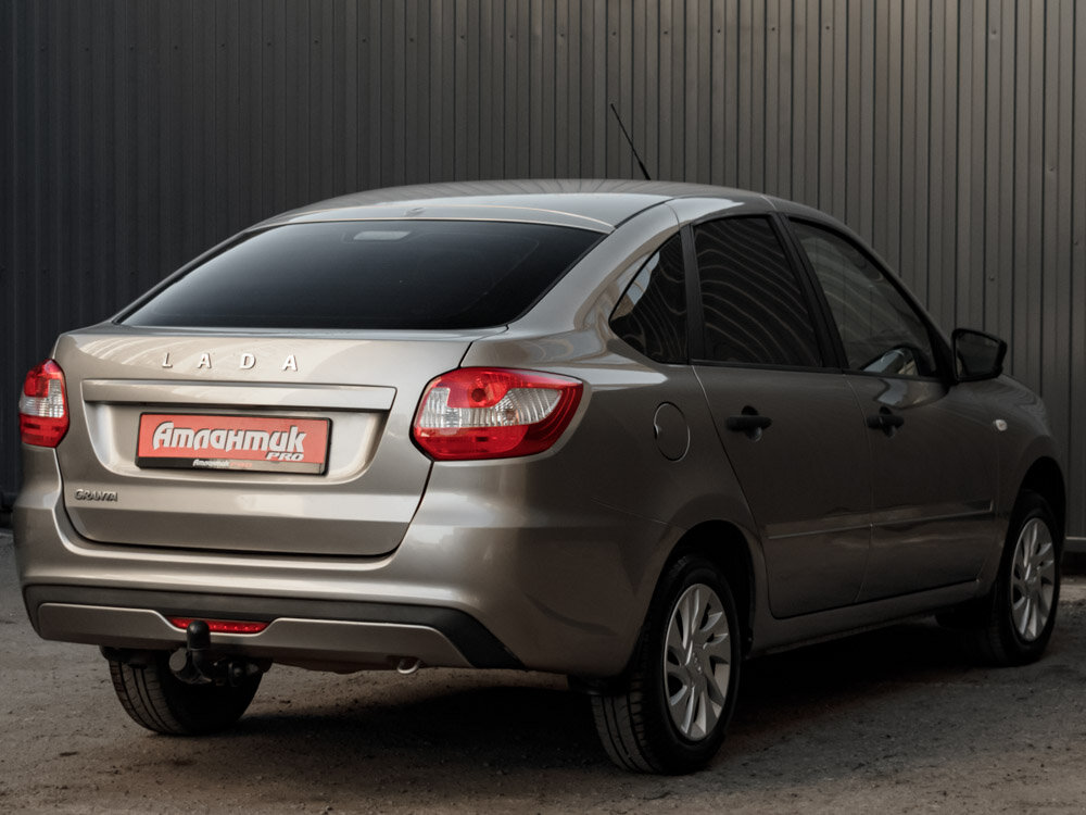Купить Lada (ВАЗ) Granta 1.6 MT (87 л.с.), 2020 в Екатеренбурге