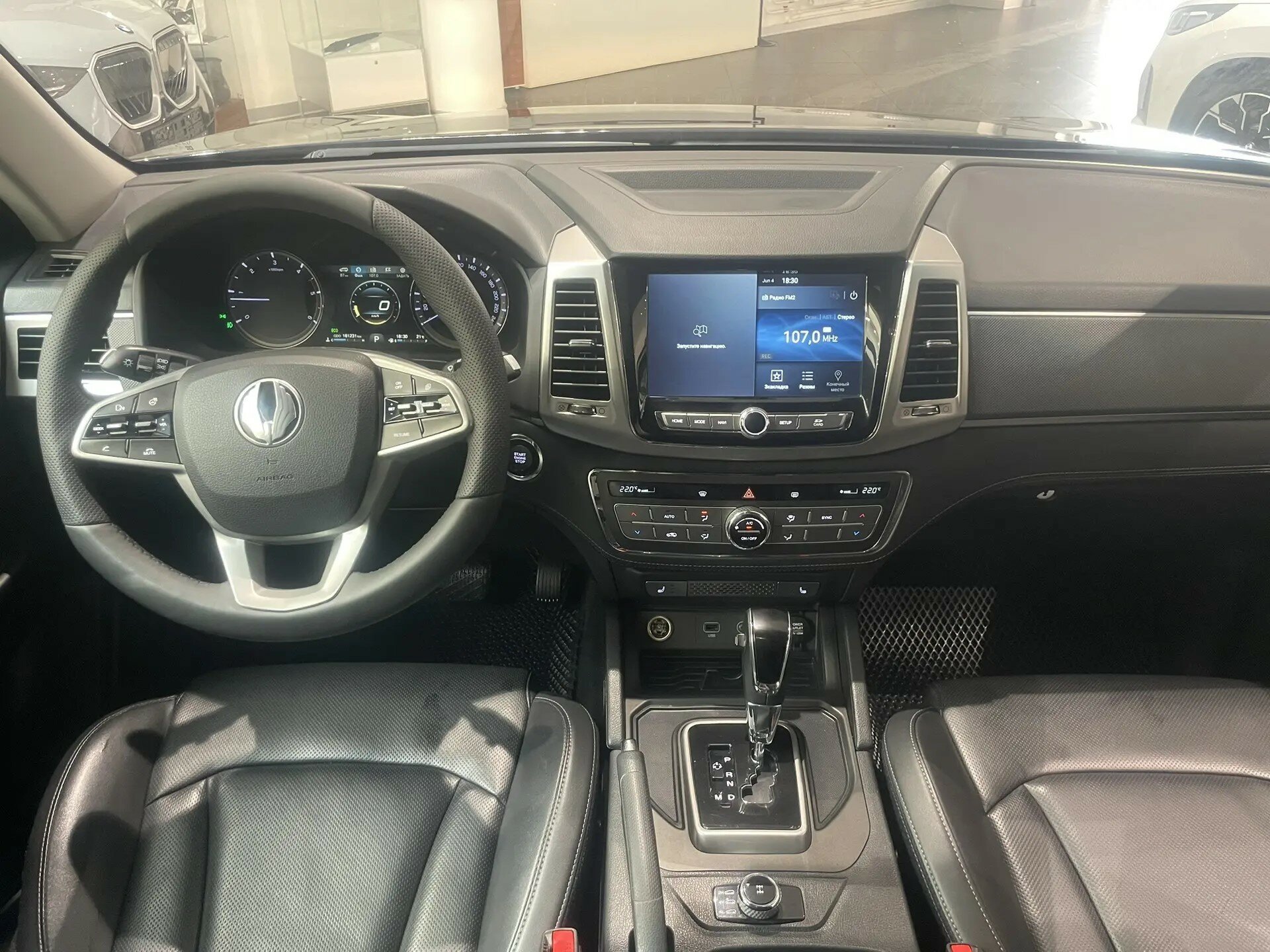 Автомобиль SsangYong Rexton Sports 2.2d AT (181 л.с.) 4WD - 12