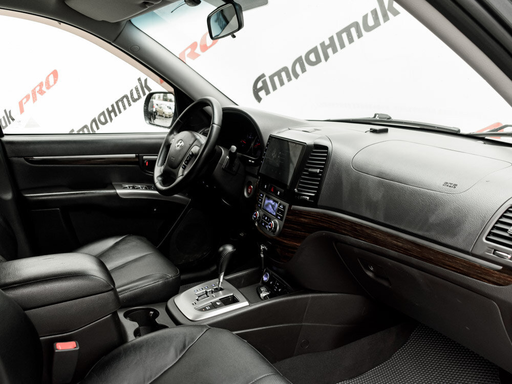 Купить Hyundai Santa Fe 2.2d AT (197 л.с.) 4WD, 2012 в Екатеренбурге