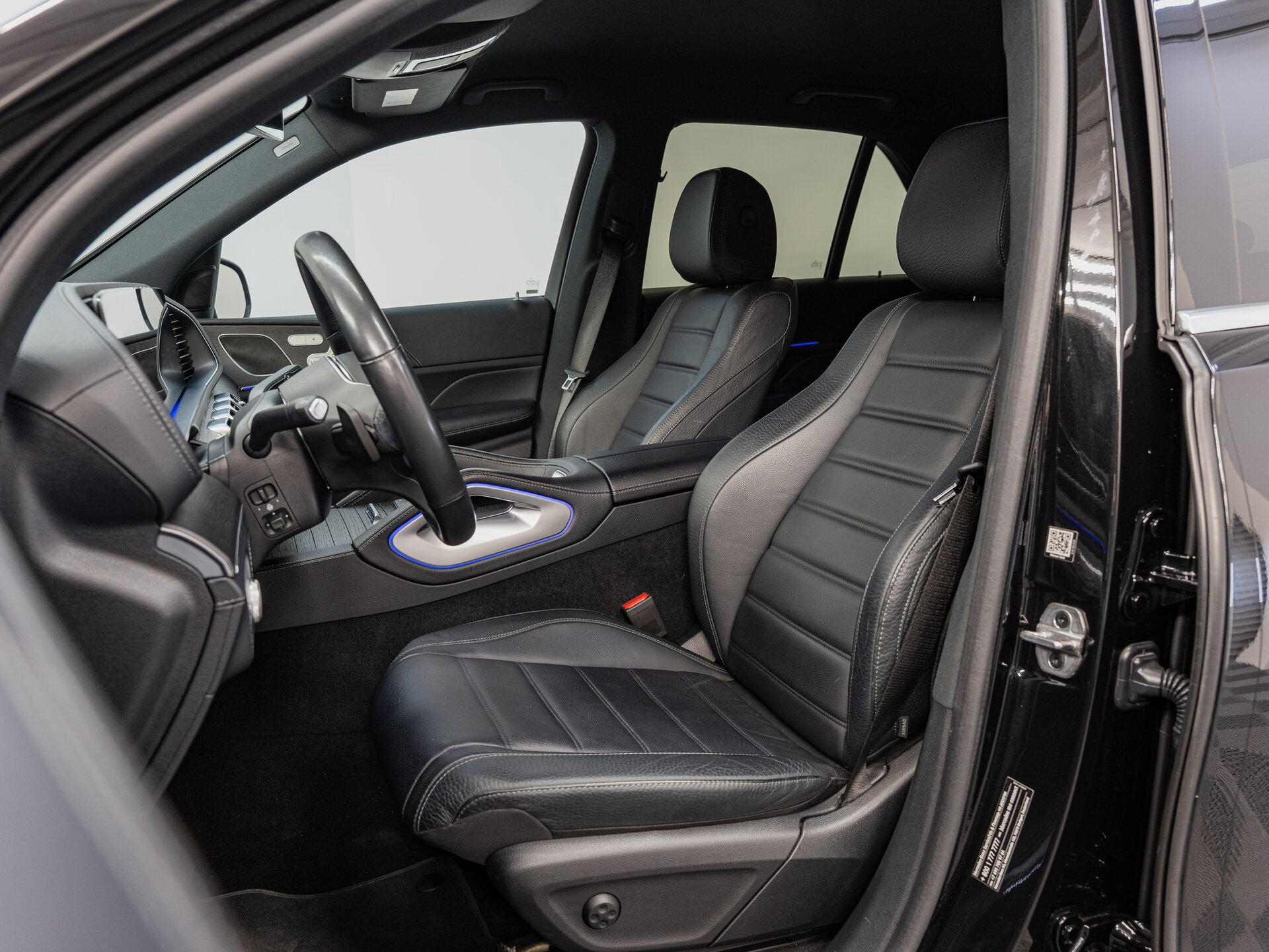 Автомобиль Mercedes-Benz GLE 300 d 2.0d AT (245 л.с.) 4WD - 19