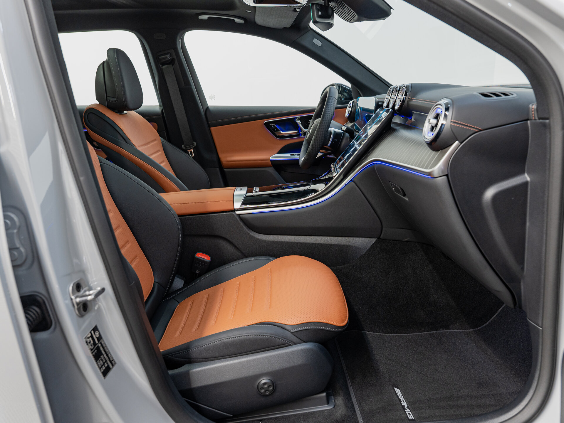 Автомобиль Mercedes-Benz GLC 300 2.0 AT (258 л.с.) 4WD - 10