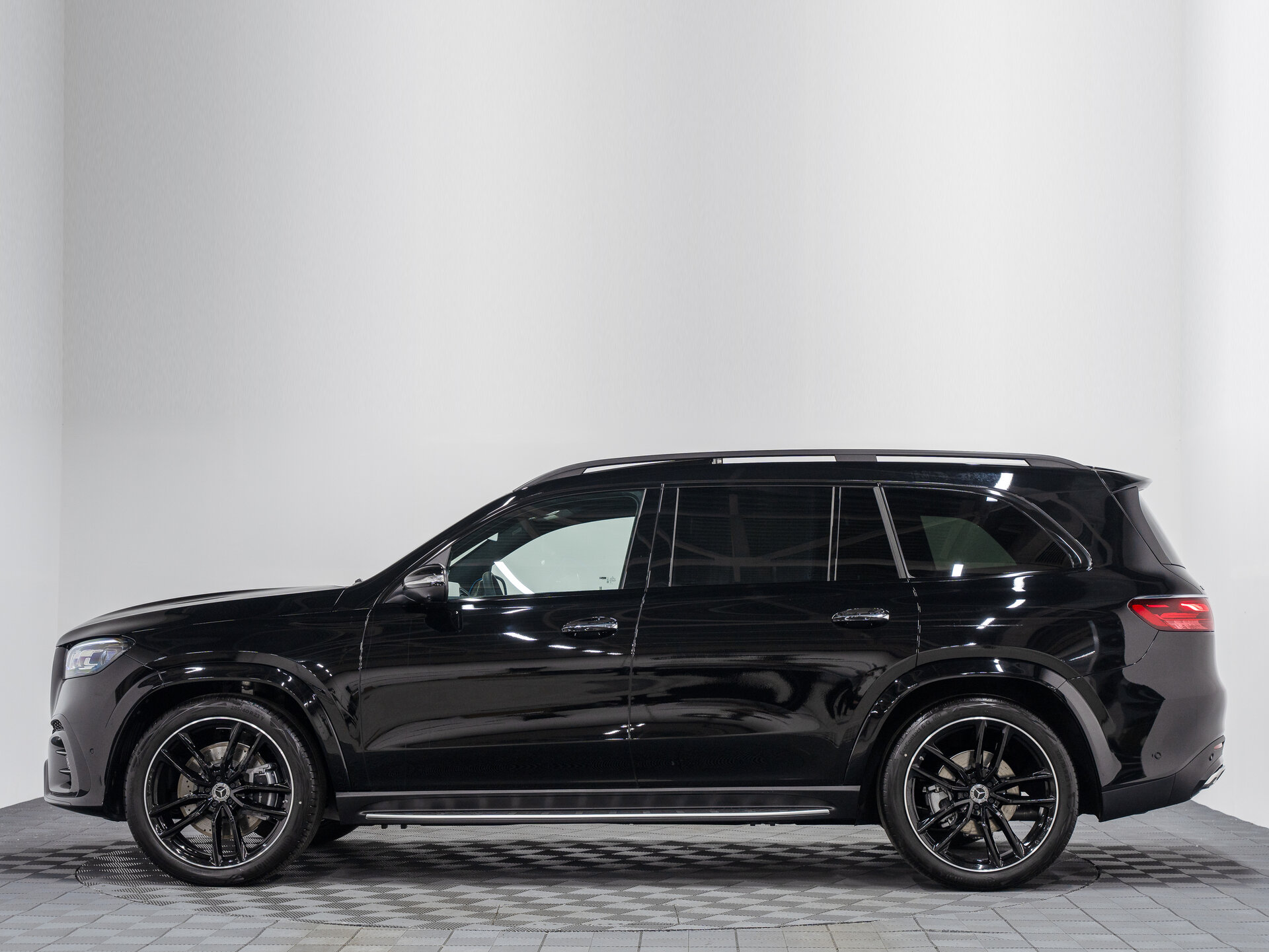 Автомобиль Mercedes-Benz GLS 450 d 3.0d AT (367 л.с.) 4WD - 11